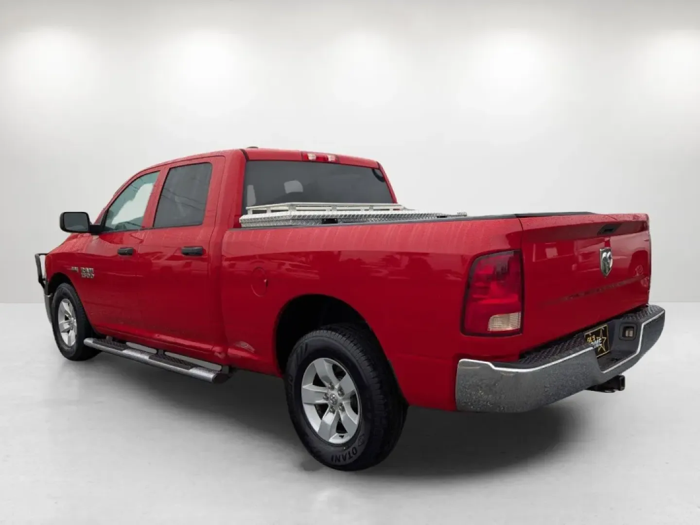 2017 /Diesel Gray/Black Ram 1500 Tradesman (1C6RR6ST4HS) with an Other engine, located at 1430 Gateway Drive, Opelika, AL, 36801, (334) 239-0944, 32.637871, -85.409790 - **Unleash Your Adventurous Spirit with this 2017 Ram 1500 Tradesman Crew Cab!**<br /> <br /> Looking for a vehicle that can accommodate your busy lifestyle while ensuring powerful performance? The 2017 Ram 1500 Tradesman Crew Cab is perfect for those weekend adventures, whether you're hauling gear f - Photo#6