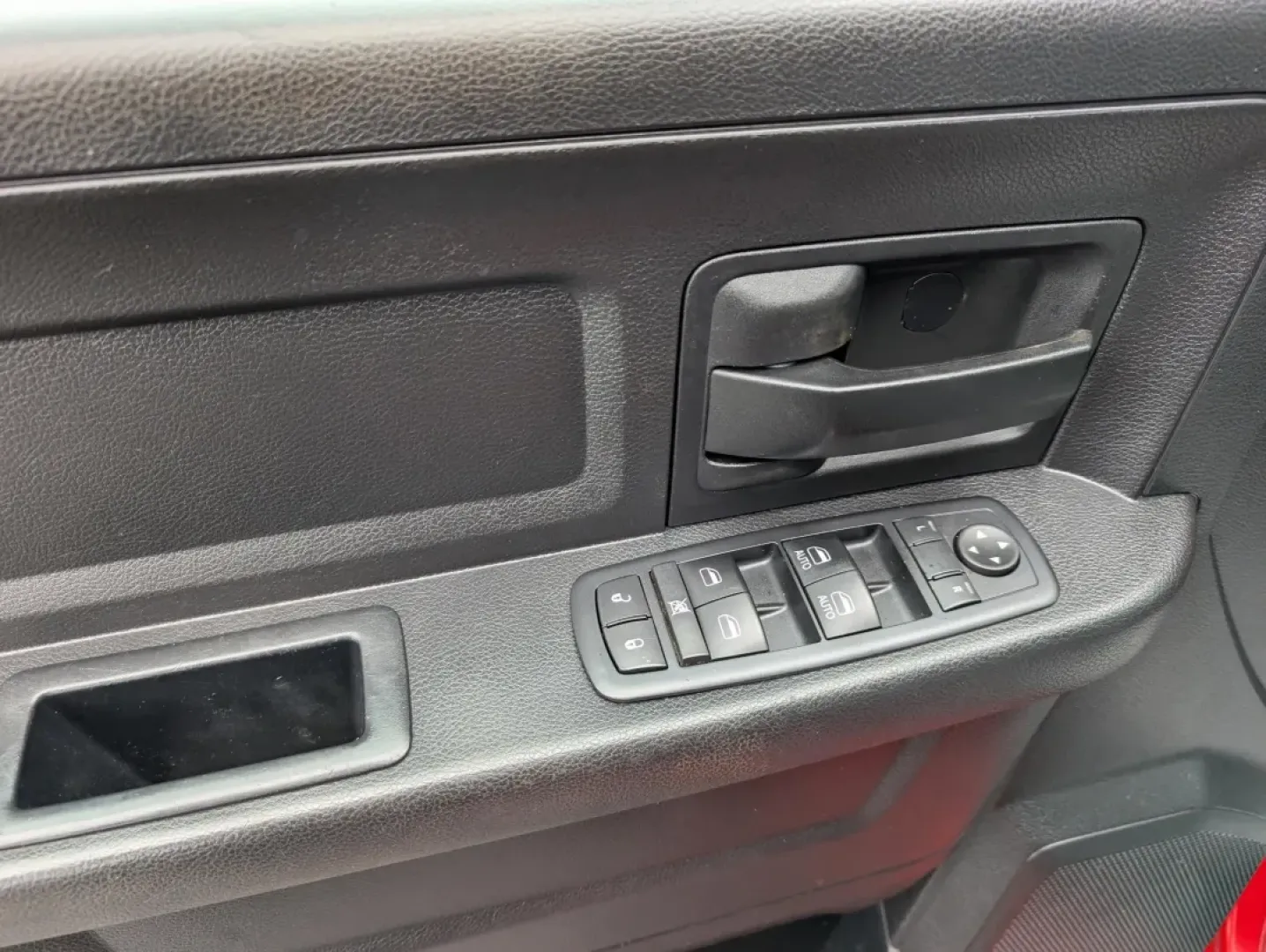 2017 /Diesel Gray/Black Ram 1500 Tradesman (1C6RR6ST4HS) with an Other engine, located at 1430 Gateway Drive, Opelika, AL, 36801, (334) 239-0944, 32.637871, -85.409790 - **Unleash Your Adventurous Spirit with this 2017 Ram 1500 Tradesman Crew Cab!**<br /> <br /> Looking for a vehicle that can accommodate your busy lifestyle while ensuring powerful performance? The 2017 Ram 1500 Tradesman Crew Cab is perfect for those weekend adventures, whether you're hauling gear f - Photo#8