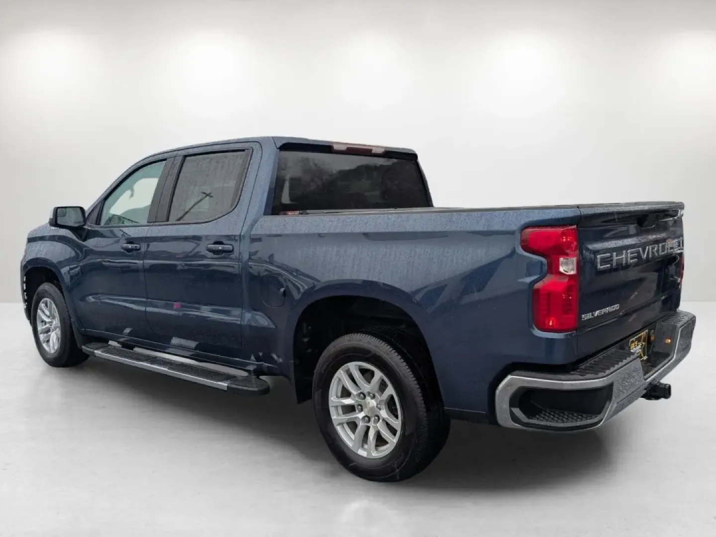 2019 /Jet Black Chevrolet Silverado 1500 LT (1GCPWCEDXKZ) with an Other engine, located at 1430 Gateway Drive, Opelika, AL, 36801, (334) 239-0944, 32.637871, -85.409790 - **Explore New Adventures with the 2019 Chevrolet Silverado 1500 LT at Gils Auto in Phenix City, AL!**<br /> <br /> If you're looking to elevate your lifestyle with a robust and versatile pickup, look no further than the 2019 Chevrolet Silverado 1500 LT. Whether you're commuting to work, heading out - Photo#6