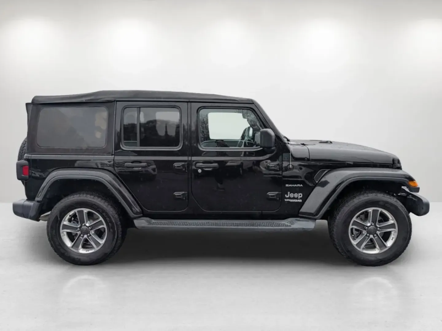 2021 /Dark Saddle/Black Jeep Wrangler Unlimited Sahara (1C4HJXEN2MW) with an Other engine, located at 804 22nd Ave, Phenix City, AL, 36870, (334) 297-1860, 32.484749, -85.024475 - **Adventure Awaits: Own the 2021 Jeep Wrangler Unlimited Sahara in Phenix City, AL!**<br /> <br /> Are you ready to embrace the great outdoors or simply elevate your daily commute? The 2021 Jeep Wrangler Unlimited Sahara is designed for those who crave adventure and desire a vehicle that embodies ve - Photo#3