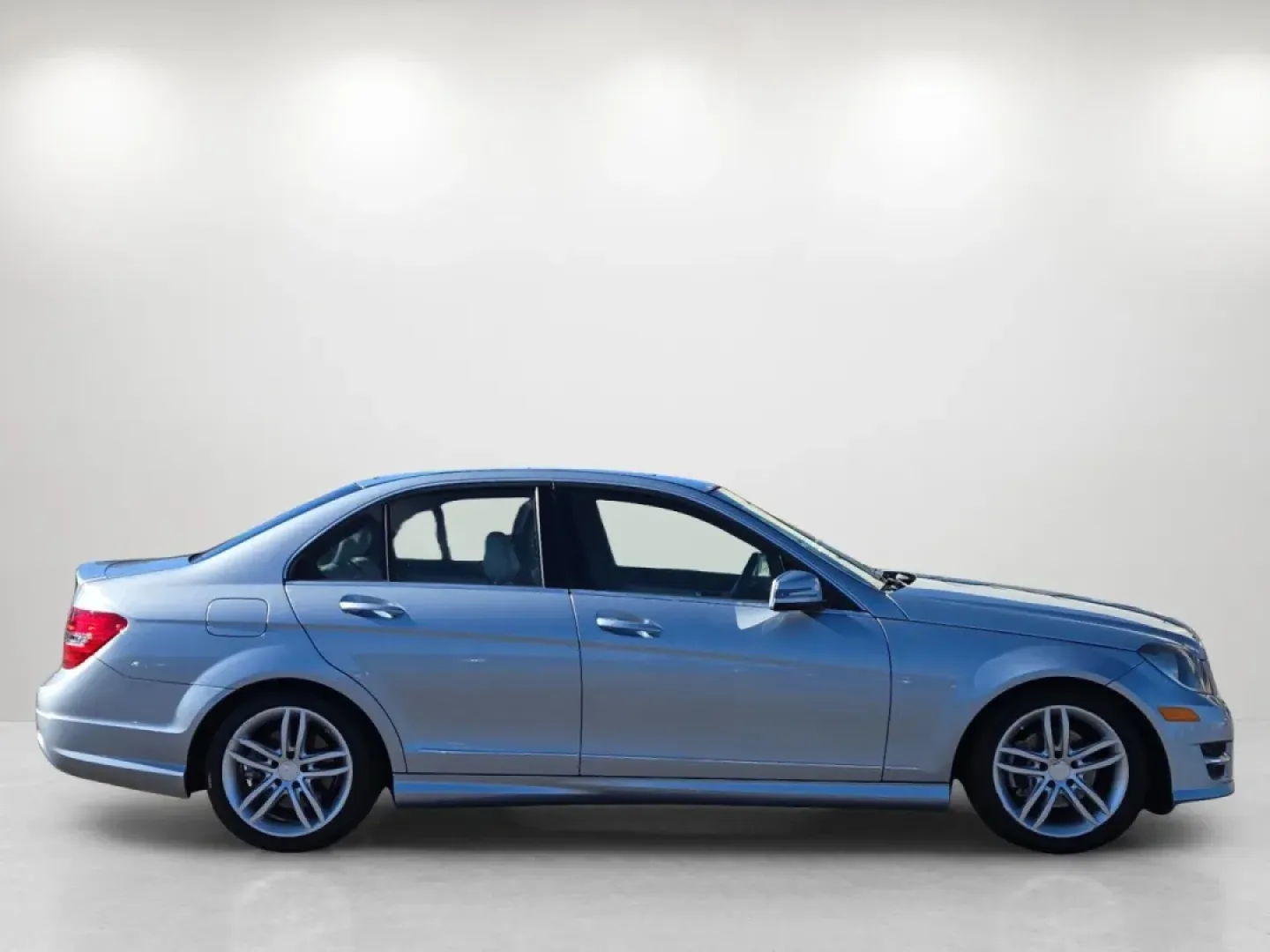 2014 Mercedes-Benz C-Class C 250 Luxury (WDDGF4HBXER) with an Other engine, located at 521 Old Farm Lane Rd, Prattville, AL, 36066, (334) 325-1505, 32.482460, -86.416367 - **Discover the Ultimate Driving Experience with the 2014 Mercedes-Benz C-Class at Gils Auto - Prattville!**<br /> <br /> Are you searching for a vehicle that perfectly balances luxury, performance, and affordability? Look no further! Gils Auto - Prattville invites you to explore this stunning 2014 M - Photo#5