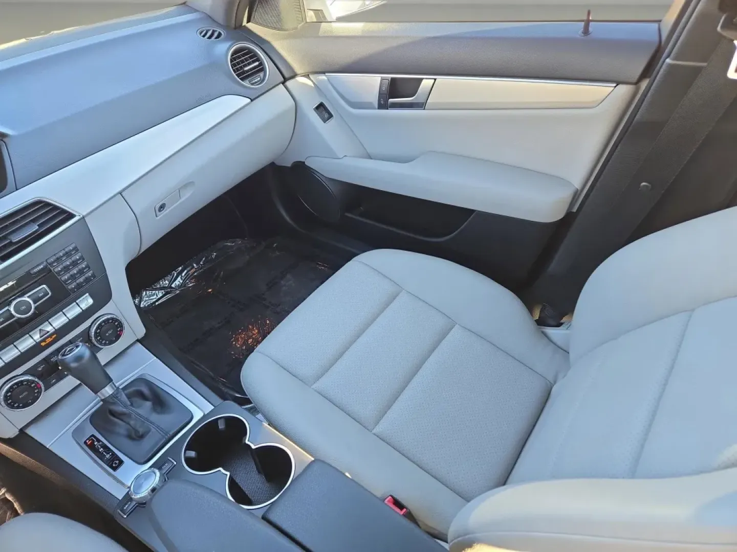 2014 Mercedes-Benz C-Class C 250 Luxury (WDDGF4HBXER) with an Other engine, located at 521 Old Farm Lane Rd, Prattville, AL, 36066, (334) 325-1505, 32.482460, -86.416367 - **Discover the Ultimate Driving Experience with the 2014 Mercedes-Benz C-Class at Gils Auto - Prattville!**<br /> <br /> Are you searching for a vehicle that perfectly balances luxury, performance, and affordability? Look no further! Gils Auto - Prattville invites you to explore this stunning 2014 M - Photo#15