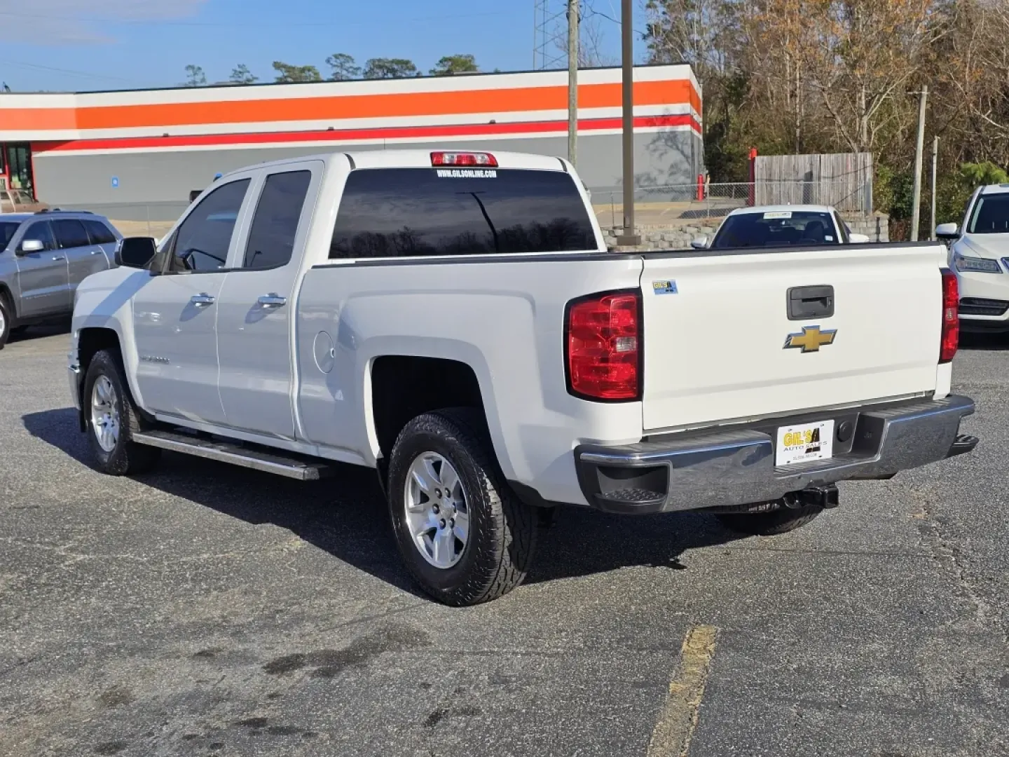 2014 /Jet Black Chevrolet Silverado 1500 LT (1GCRCREC2EZ) with an Other engine, located at 3959 U.S. 80 W, Phenix City, AL, 36870, (334) 297-4885, 32.469296, -85.135185 - Discover adventure and reliability with the 2014 Chevrolet Silverado 1500 LT, available now at Gils Auto in Phenix City, AL. This rugged and versatile pickup is perfect for those who lead an active lifestyle-whether you're hauling gear for a weekend camping trip, working on a construction site, or s - Photo#6