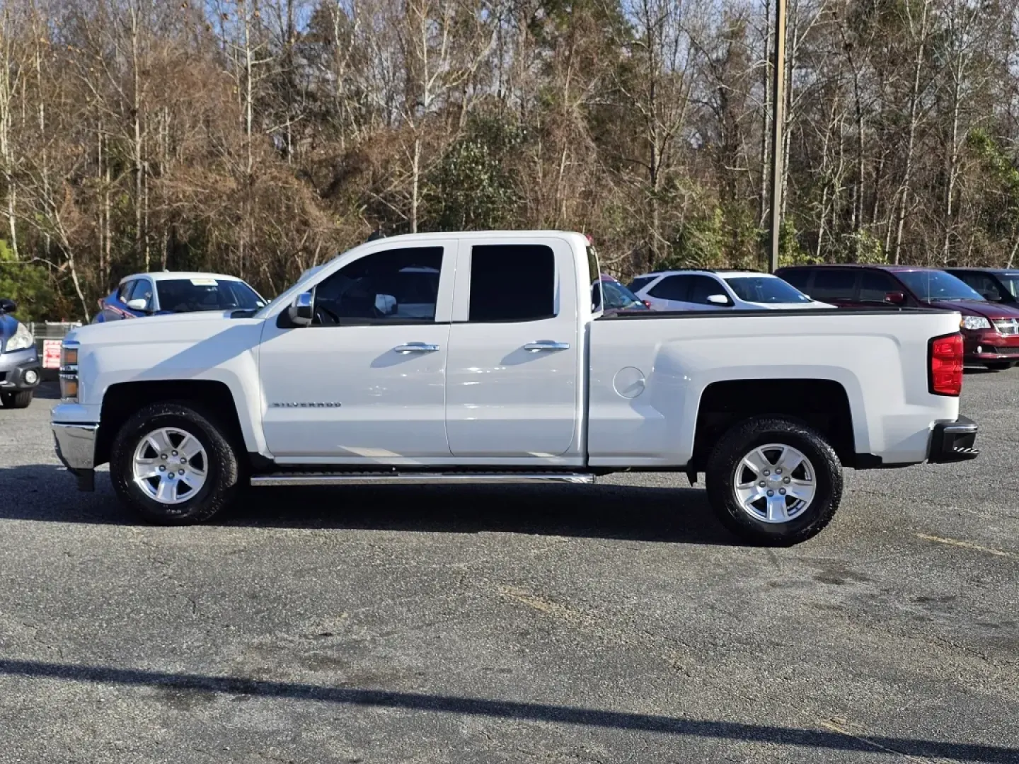 2014 /Jet Black Chevrolet Silverado 1500 LT (1GCRCREC2EZ) with an Other engine, located at 3959 U.S. 80 W, Phenix City, AL, 36870, (334) 297-4885, 32.469296, -85.135185 - Discover adventure and reliability with the 2014 Chevrolet Silverado 1500 LT, available now at Gils Auto in Phenix City, AL. This rugged and versatile pickup is perfect for those who lead an active lifestyle-whether you're hauling gear for a weekend camping trip, working on a construction site, or s - Photo#7