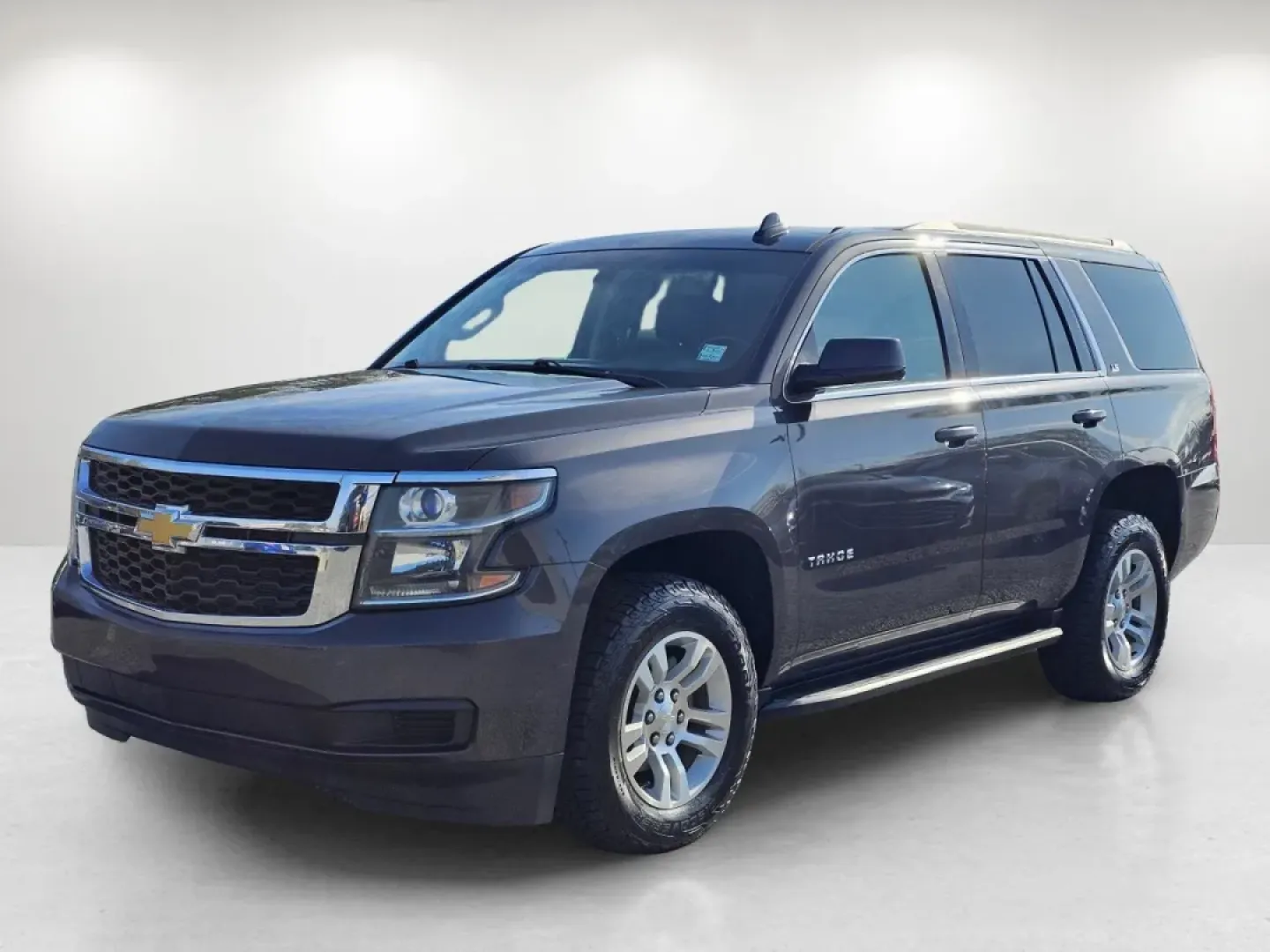 2016 /Jet Black Chevrolet Tahoe LS (1GNSCAKC4GR) with an Other engine, located at 5115 14th Ave., Columbus, GA, 31904, (706) 323-0345, 32.511494, -84.971046 - **Discover Your Next Adventure with the 2016 Chevrolet Tahoe LS at Gils Auto - Phenix City, AL!**<br /> <br /> Are you ready to elevate your family road trips or weekend getaways? The 2016 Chevrolet Tahoe LS is the perfect combination of spaciousness, comfort, and capability, making it an ideal choi - Photo#0