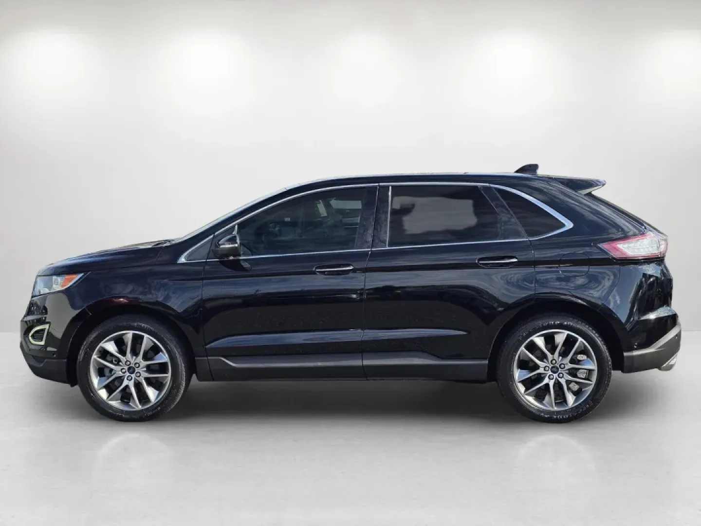 2016 Ford Edge Titanium (2FMPK3K88GB) with an Other engine, located at 521 Old Farm Lane Rd, Prattville, AL, 36066, (334) 325-1505, 32.482460, -86.416367 - ### Elevate Your Everyday with the 2016 Ford Edge Titanium at Gils Auto - Phenix City<br /> <br /> Are you in the market for a versatile SUV that caters to your family's needs, makes daily commutes a breeze, and is ready for weekend adventures? Look no further than this stunning 2016 Ford Edge Titan - Photo#7