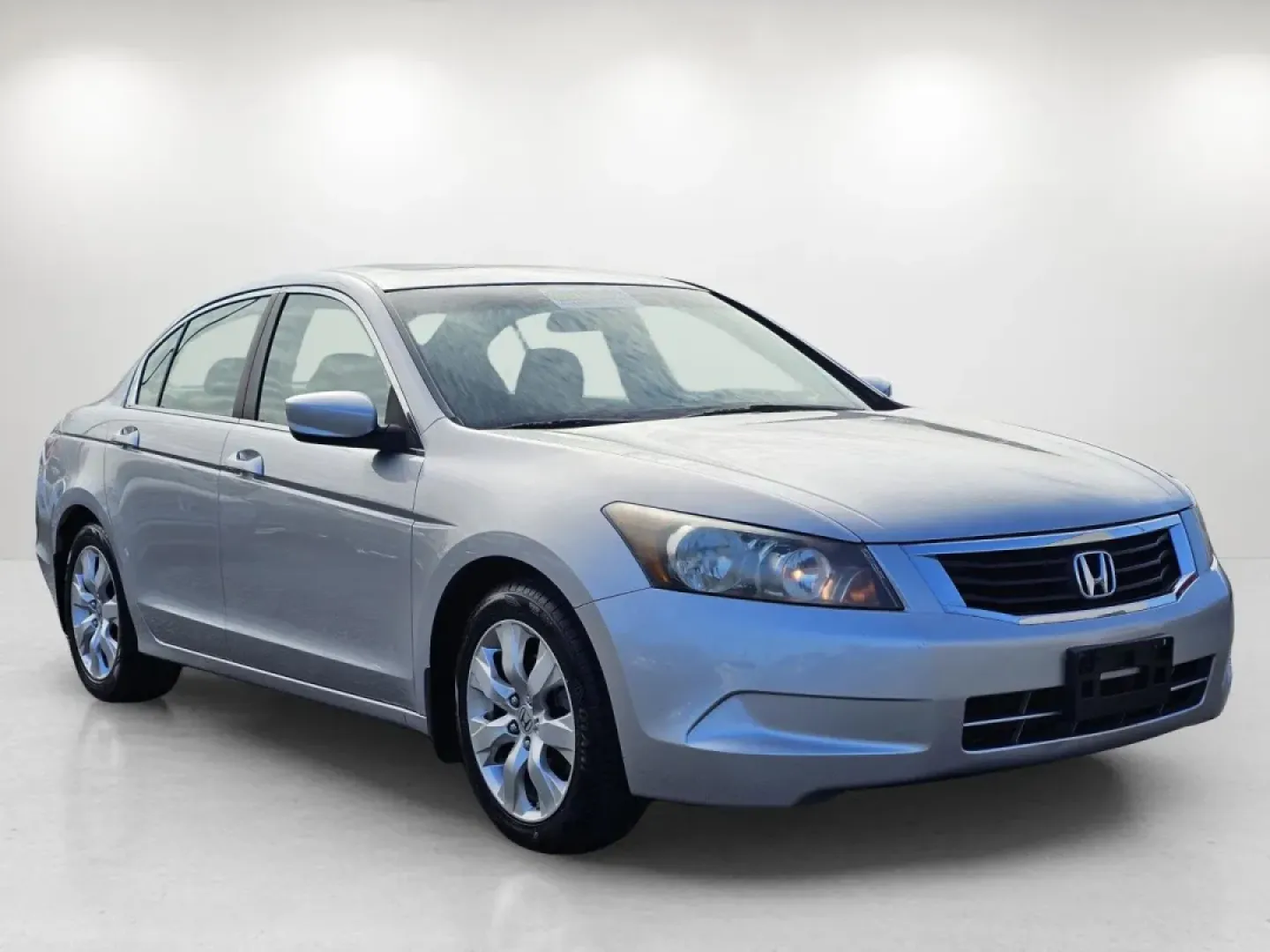 2010 Honda Accord Sdn EX (1HGCP2F70AA) with an Other engine, located at 7000 Northlake Connector, Columbus, GA, 31904, (706) 987-8085, 32.524975, -84.978134 - ### Discover Your Perfect Ride: 2010 Honda Accord Sdn EX for Sale at Gils Auto<br /> <br /> Are you looking for a reliable sedan that seamlessly fits into your busy lifestyle? Whether you're commuting to work, running errands around Phenix City, or planning a weekend getaway, the 2010 Honda Accord S - Photo#2