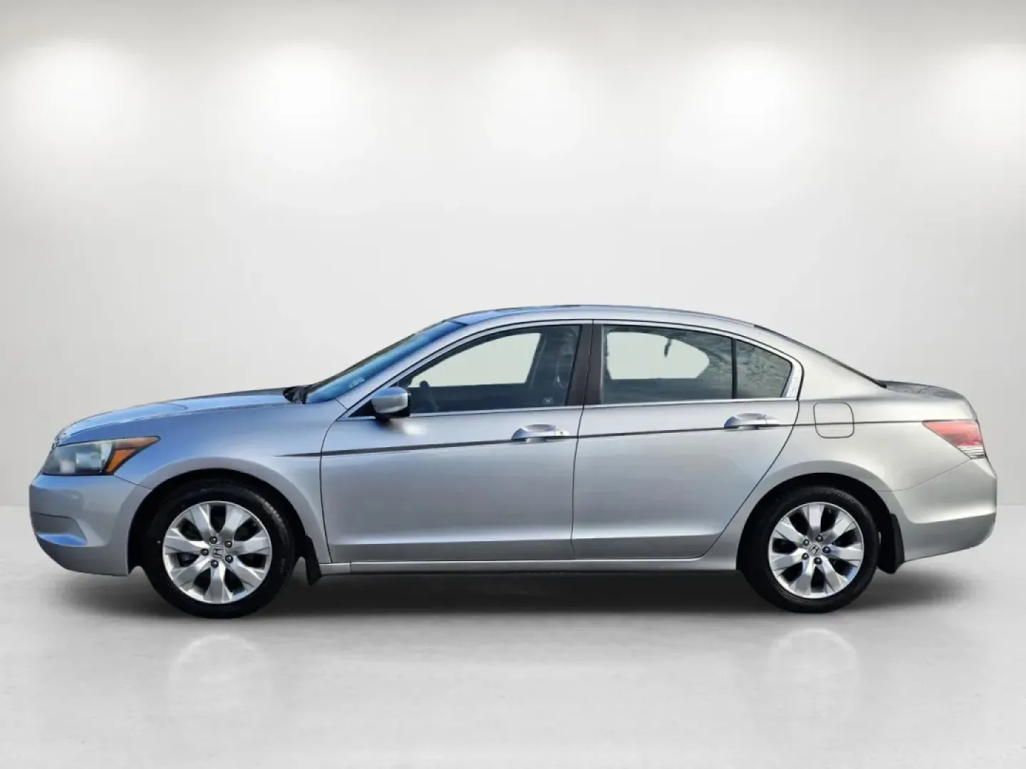 2010 Honda Accord Sdn EX (1HGCP2F70AA) with an Other engine, located at 7000 Northlake Connector, Columbus, GA, 31904, (706) 987-8085, 32.524975, -84.978134 - ### Discover Your Perfect Ride: 2010 Honda Accord Sdn EX for Sale at Gils Auto<br /> <br /> Are you looking for a reliable sedan that seamlessly fits into your busy lifestyle? Whether you're commuting to work, running errands around Phenix City, or planning a weekend getaway, the 2010 Honda Accord S - Photo#7