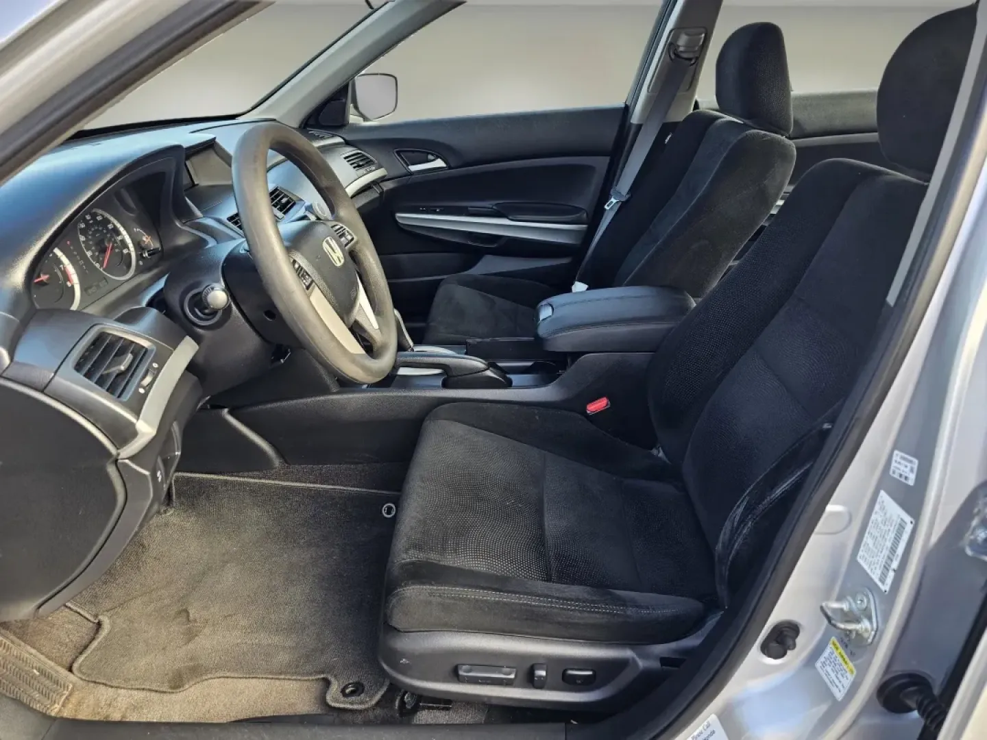 2010 Honda Accord Sdn EX (1HGCP2F70AA) with an Other engine, located at 7000 Northlake Connector, Columbus, GA, 31904, (706) 987-8085, 32.524975, -84.978134 - ### Discover Your Perfect Ride: 2010 Honda Accord Sdn EX for Sale at Gils Auto<br /> <br /> Are you looking for a reliable sedan that seamlessly fits into your busy lifestyle? Whether you're commuting to work, running errands around Phenix City, or planning a weekend getaway, the 2010 Honda Accord S - Photo#9