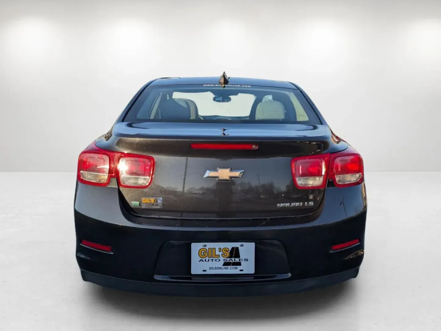 2015 /Jet Black/Titanium Chevrolet Malibu LS (1G11B5SL7FF) with an Other engine, located at 1430 Gateway Drive, Opelika, AL, 36801, (334) 239-0944, 32.637871, -85.409790 - **Elevate Your Daily Commute with the 2015 Chevrolet Malibu LS!** <br /> <br /> Are you looking for a reliable sedan that effortlessly combines comfort, style, and efficiency? Look no further than this stunning **2015 Chevrolet Malibu LS** available now at **Gils Auto** in Phenix City, AL. Perfectly - Photo#6