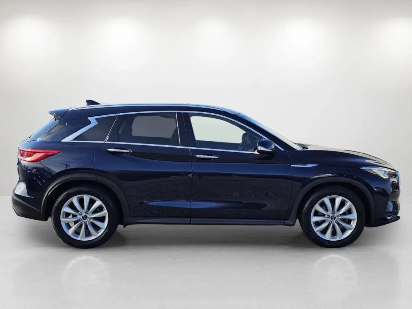 2019 /Wheat/Black Infiniti QX50 LUXE (3PCAJ5M32KF) with an Other engine, located at 3959 U.S. 80 W, Phenix City, AL, 36870, (334) 297-4885, 32.469296, -85.135185 - **Elevate Your Driving Experience with This 2019 Infiniti QX50 LUXE AWD**<br /> <br /> Are you ready to enhance your daily commute or take your family adventures to a whole new level? Look no further than this stunning 2019 Infiniti QX50 LUXE, available now at Gils Auto in Phenix City, AL. This luxu - Photo#4