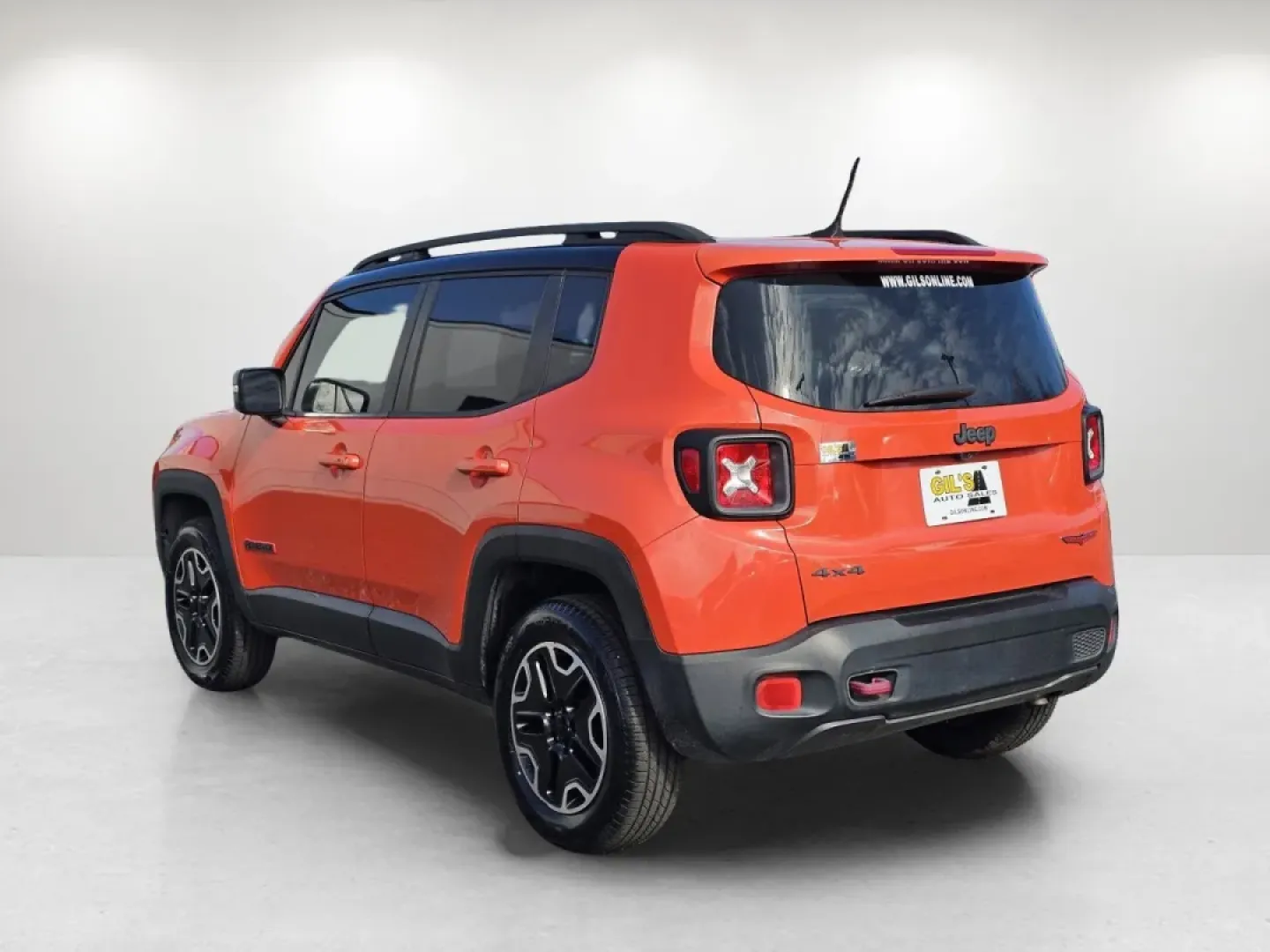 2016 /Black Jeep Renegade Trailhawk (ZACCJBCT8GP) with an Other engine, located at 3959 U.S. 80 W, Phenix City, AL, 36870, (334) 297-4885, 32.469296, -85.135185 - **Adventure Awaits with the 2016 Jeep Renegade Trailhawk!** <br /> <br /> If you're searching for an exhilarating ride that perfectly balances practicality with adventure, look no further than this stunning **2016 Jeep Renegade Trailhawk**. Ideal for weekend getaways or daily commutes, this crossove - Photo#7
