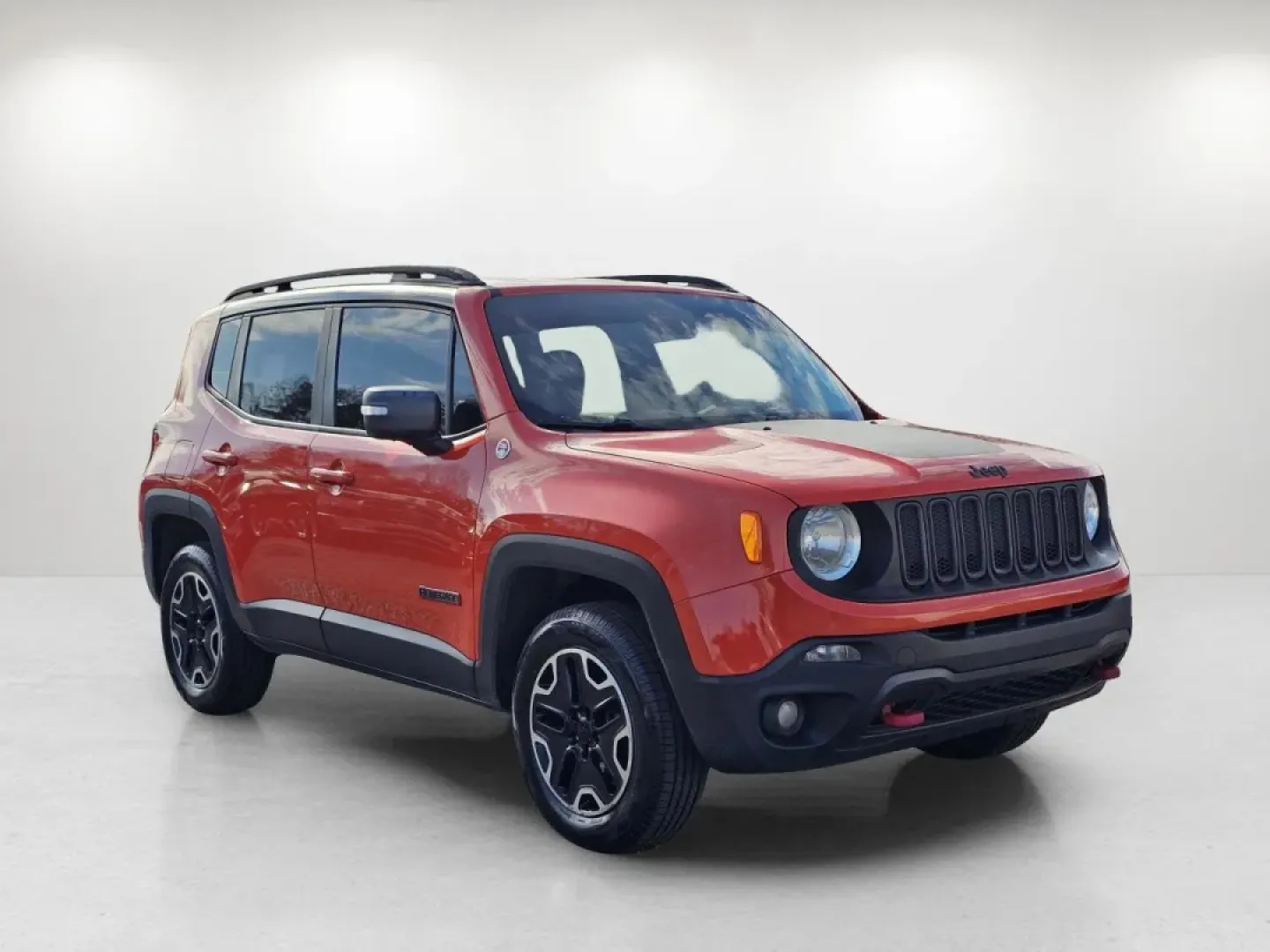 2016 /Black Jeep Renegade Trailhawk (ZACCJBCT8GP) with an Other engine, located at 7000 Northlake Connector, Columbus, GA, 31904, (706) 987-8085, 32.524975, -84.978134 - **Adventure Awaits with the 2016 Jeep Renegade Trailhawk!** <br /> <br /> If you're searching for an exhilarating ride that perfectly balances practicality with adventure, look no further than this stunning **2016 Jeep Renegade Trailhawk**. Ideal for weekend getaways or daily commutes, this crossove - Photo#2