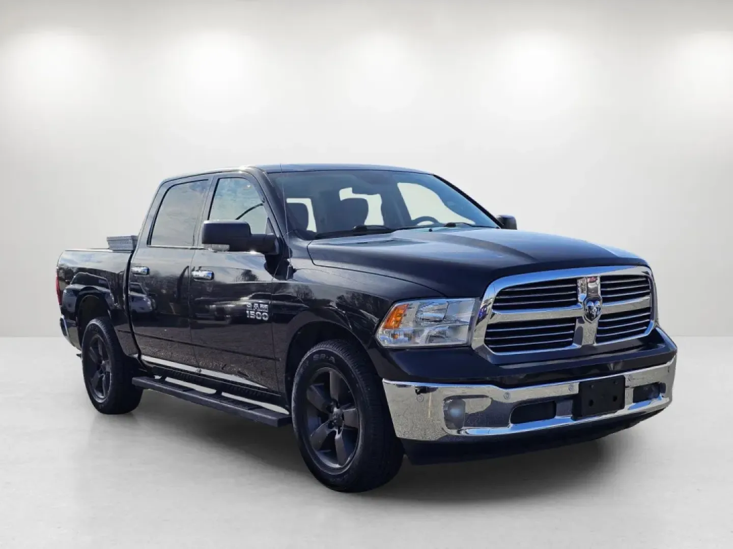 2017 /Diesel Gray/Black Ram 1500 Big Horn (1C6RR7LG6HS) with an Other engine, located at 3959 U.S. 80 W, Phenix City, AL, 36870, (334) 297-4885, 32.469296, -85.135185 - ### 2017 Ram 1500 Big Horn - Your Perfect Companion for Every Journey!<br /> <br /> **Explore the open road or tackle your daily commute with confidence in this stunning 2017 Ram 1500 Big Horn!** With its rugged design and advanced technology, this crew cab pickup is not just a vehicle; it's a lifes - Photo#3