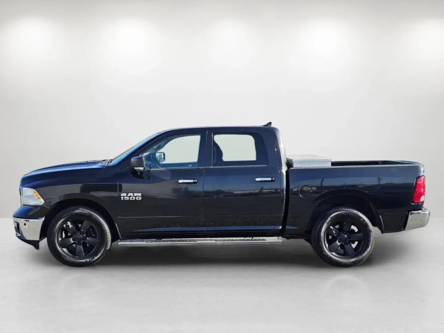 2017 /Diesel Gray/Black Ram 1500 Big Horn (1C6RR7LG6HS) with an Other engine, located at 3959 U.S. 80 W, Phenix City, AL, 36870, (334) 297-4885, 32.469296, -85.135185 - ### 2017 Ram 1500 Big Horn - Your Perfect Companion for Every Journey!<br /> <br /> **Explore the open road or tackle your daily commute with confidence in this stunning 2017 Ram 1500 Big Horn!** With its rugged design and advanced technology, this crew cab pickup is not just a vehicle; it's a lifes - Photo#8