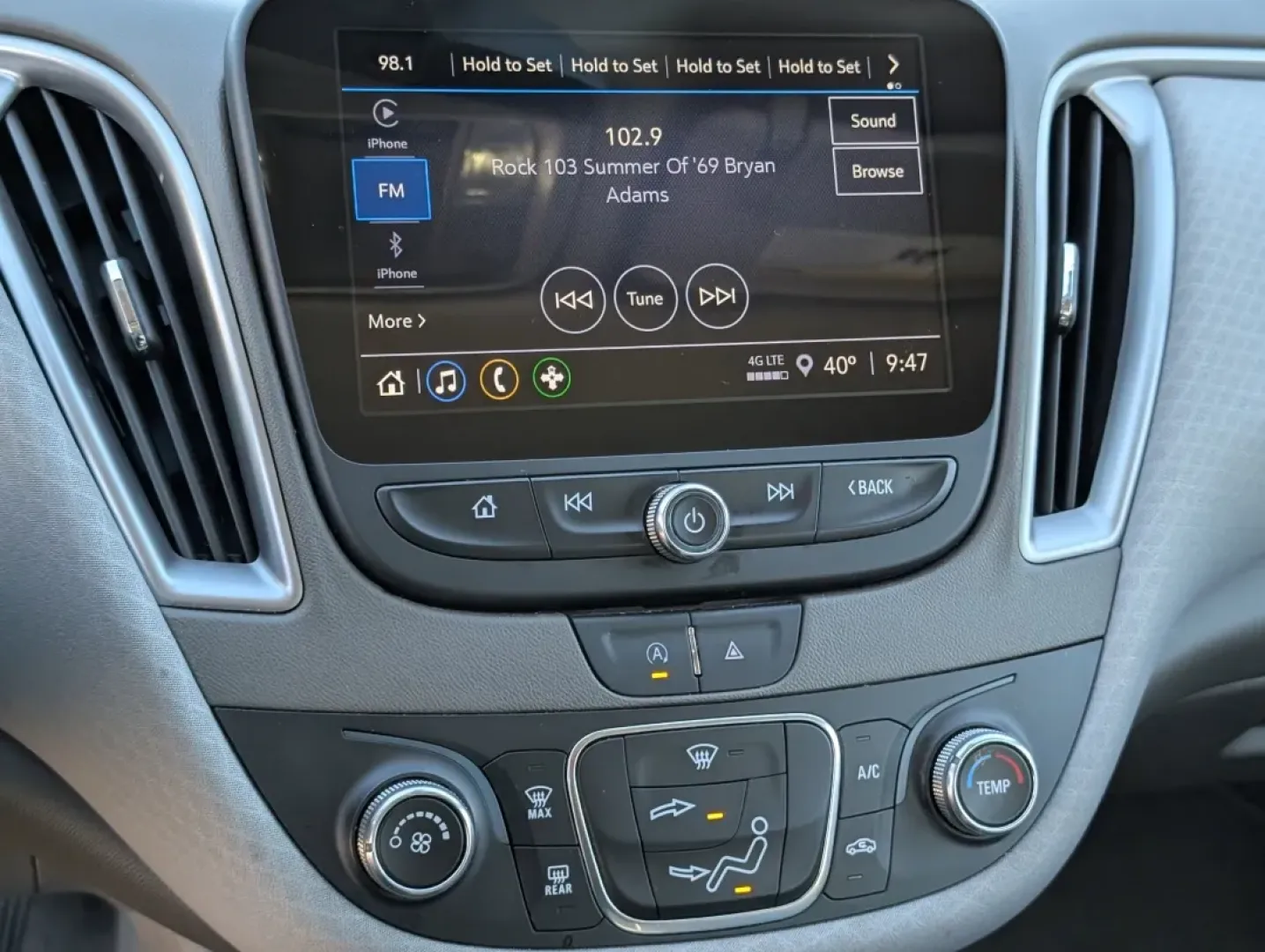 2022 /Dark Atmosphere/ Medium Ash Gray Chevrolet Malibu LS (1G1ZC5ST7NF) with an Other engine, located at 3959 U.S. 80 W, Phenix City, AL, 36870, (334) 297-4885, 32.469296, -85.135185 - **Discover the Perfect Balance of Style and Comfort with the 2022 Chevrolet Malibu at Gils Auto - Phenix City**<br /> <br /> Are you looking for a reliable sedan that effortlessly combines modern technology, spacious comfort, and fuel efficiency? Whether you're commuting to work, shuttling the kids - Photo#18