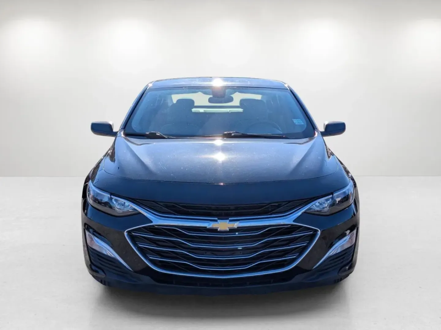 2022 /Dark Atmosphere/ Medium Ash Gray Chevrolet Malibu LS (1G1ZC5ST7NF) with an Other engine, located at 5115 14th Ave., Columbus, GA, 31904, (706) 323-0345, 32.511494, -84.971046 - **Discover the Perfect Balance of Style and Comfort with the 2022 Chevrolet Malibu at Gils Auto - Phenix City**<br /> <br /> Are you looking for a reliable sedan that effortlessly combines modern technology, spacious comfort, and fuel efficiency? Whether you're commuting to work, shuttling the kids - Photo#1