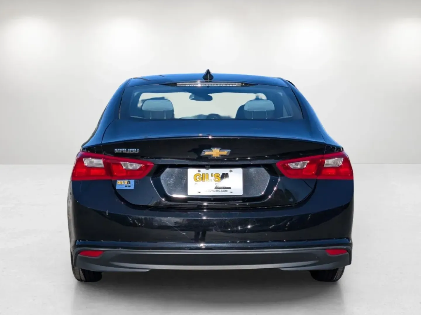 2022 /Dark Atmosphere/ Medium Ash Gray Chevrolet Malibu LS (1G1ZC5ST7NF) with an Other engine, located at 5115 14th Ave., Columbus, GA, 31904, (706) 323-0345, 32.511494, -84.971046 - **Discover the Perfect Balance of Style and Comfort with the 2022 Chevrolet Malibu at Gils Auto - Phenix City**<br /> <br /> Are you looking for a reliable sedan that effortlessly combines modern technology, spacious comfort, and fuel efficiency? Whether you're commuting to work, shuttling the kids - Photo#5