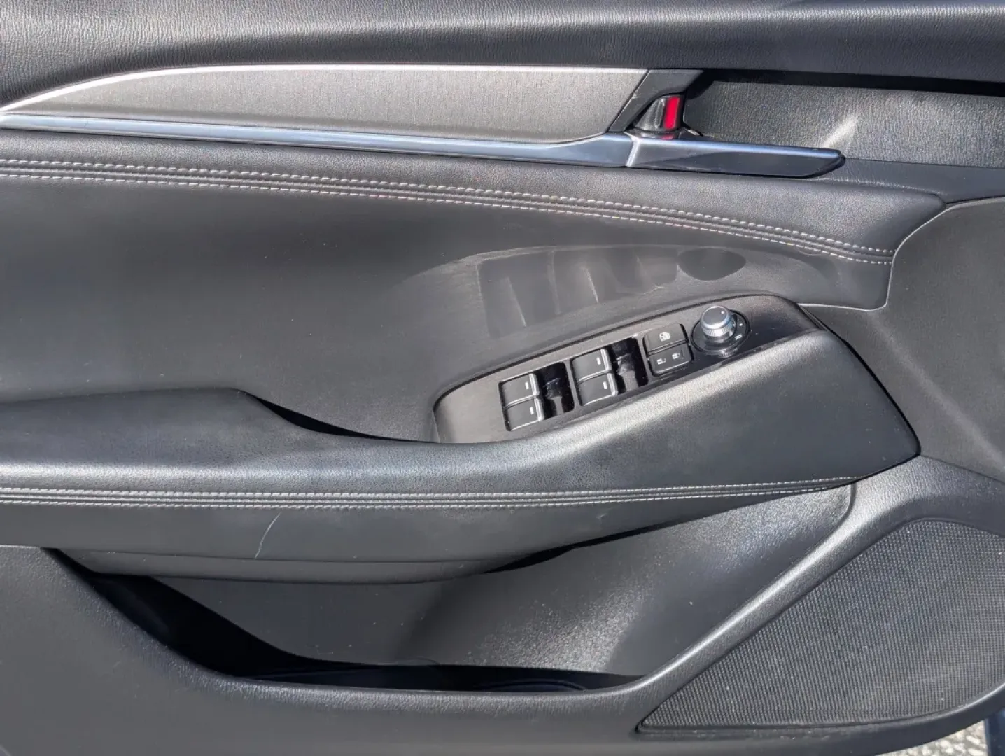 2018 /Black Mazda Mazda6 Touring (JM1GL1VMXJ1) with an Other engine, located at 804 22nd Ave, Phenix City, AL, 36870, (334) 297-1860, 32.484749, -85.024475 - 2018 Mazda Mazda6 Touring - Photo#11