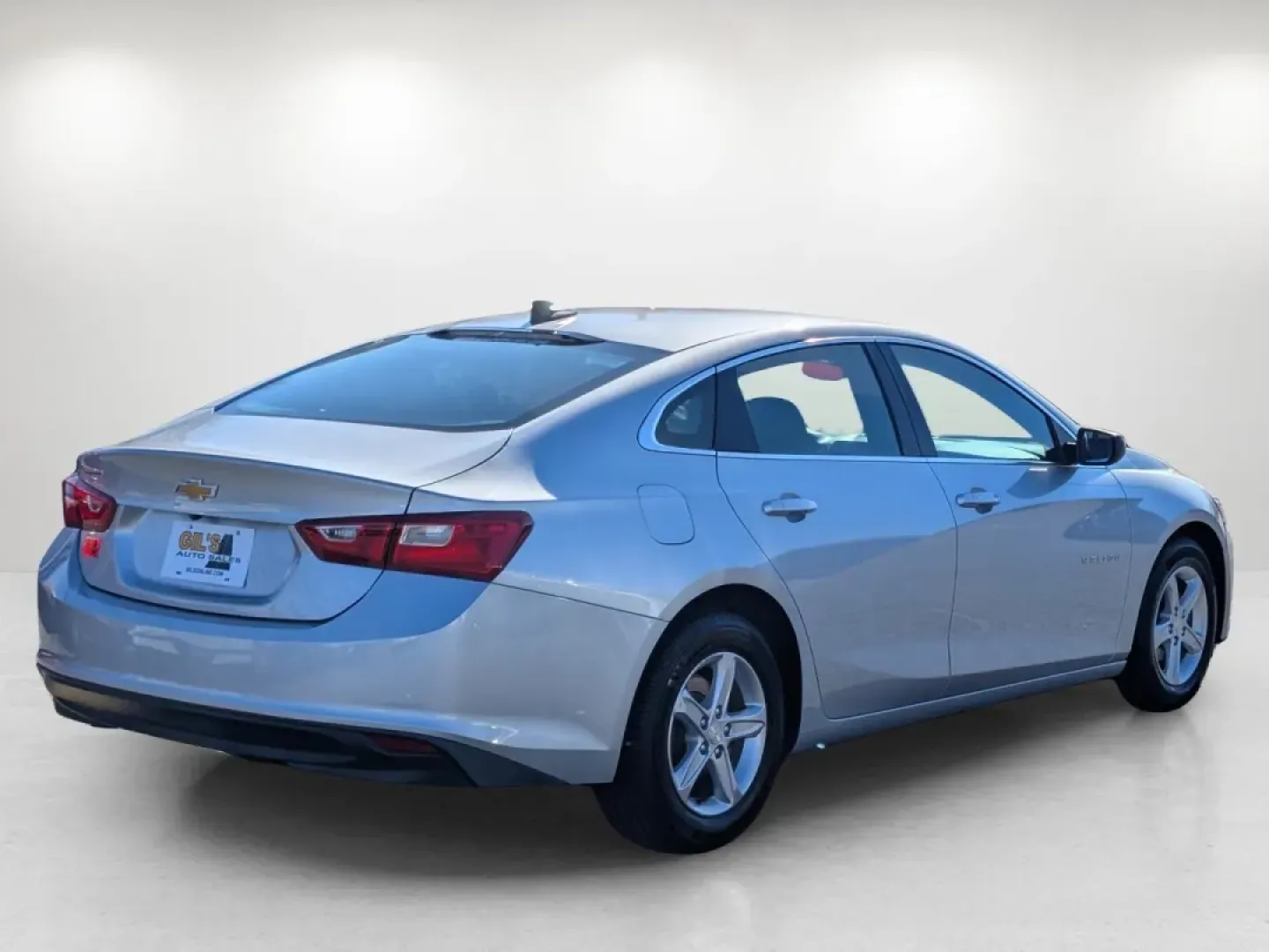 2020 /Jet Black Chevrolet Malibu LS (1G1ZC5ST3LF) with an Other engine, located at 3959 U.S. 80 W, Phenix City, AL, 36870, (334) 297-4885, 32.469296, -85.135185 - Discover the perfect blend of style and functionality with this 2020 Chevrolet Malibu LS, a sedan that effortlessly meets the needs of your busy lifestyle. Whether you're commuting to work, shuttling kids to school, or planning a weekend getaway, this vehicle is designed to keep you comfortable and - Photo#4