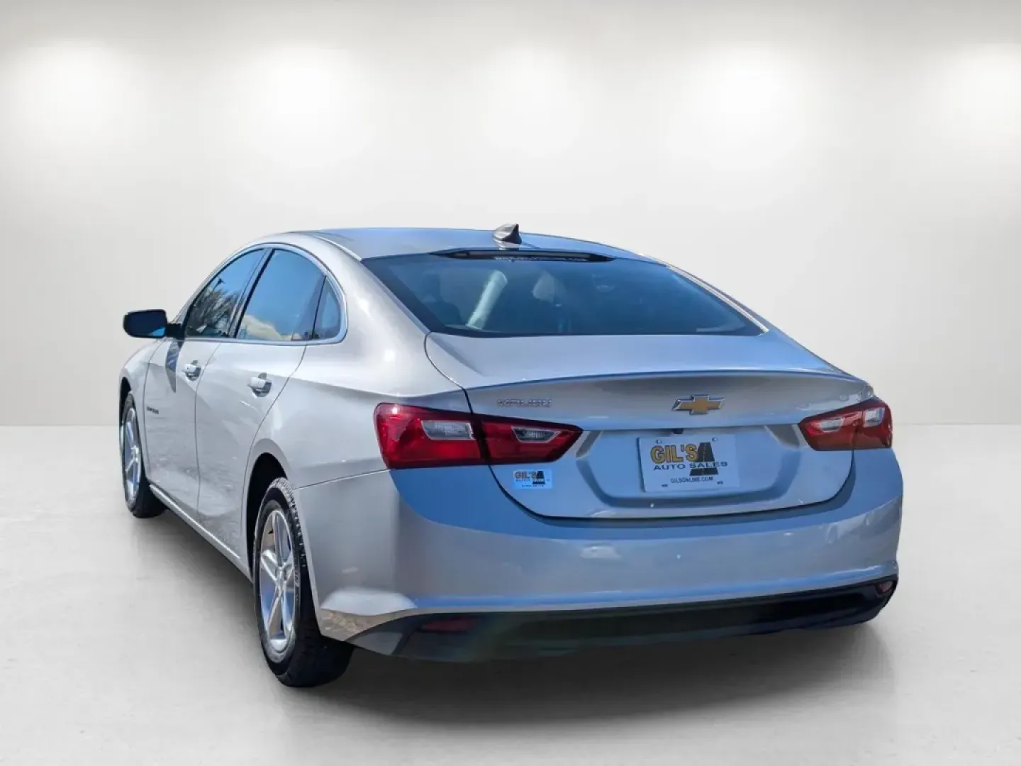 2020 /Jet Black Chevrolet Malibu LS (1G1ZC5ST3LF) with an Other engine, located at 3959 U.S. 80 W, Phenix City, AL, 36870, (334) 297-4885, 32.469296, -85.135185 - Discover the perfect blend of style and functionality with this 2020 Chevrolet Malibu LS, a sedan that effortlessly meets the needs of your busy lifestyle. Whether you're commuting to work, shuttling kids to school, or planning a weekend getaway, this vehicle is designed to keep you comfortable and - Photo#6