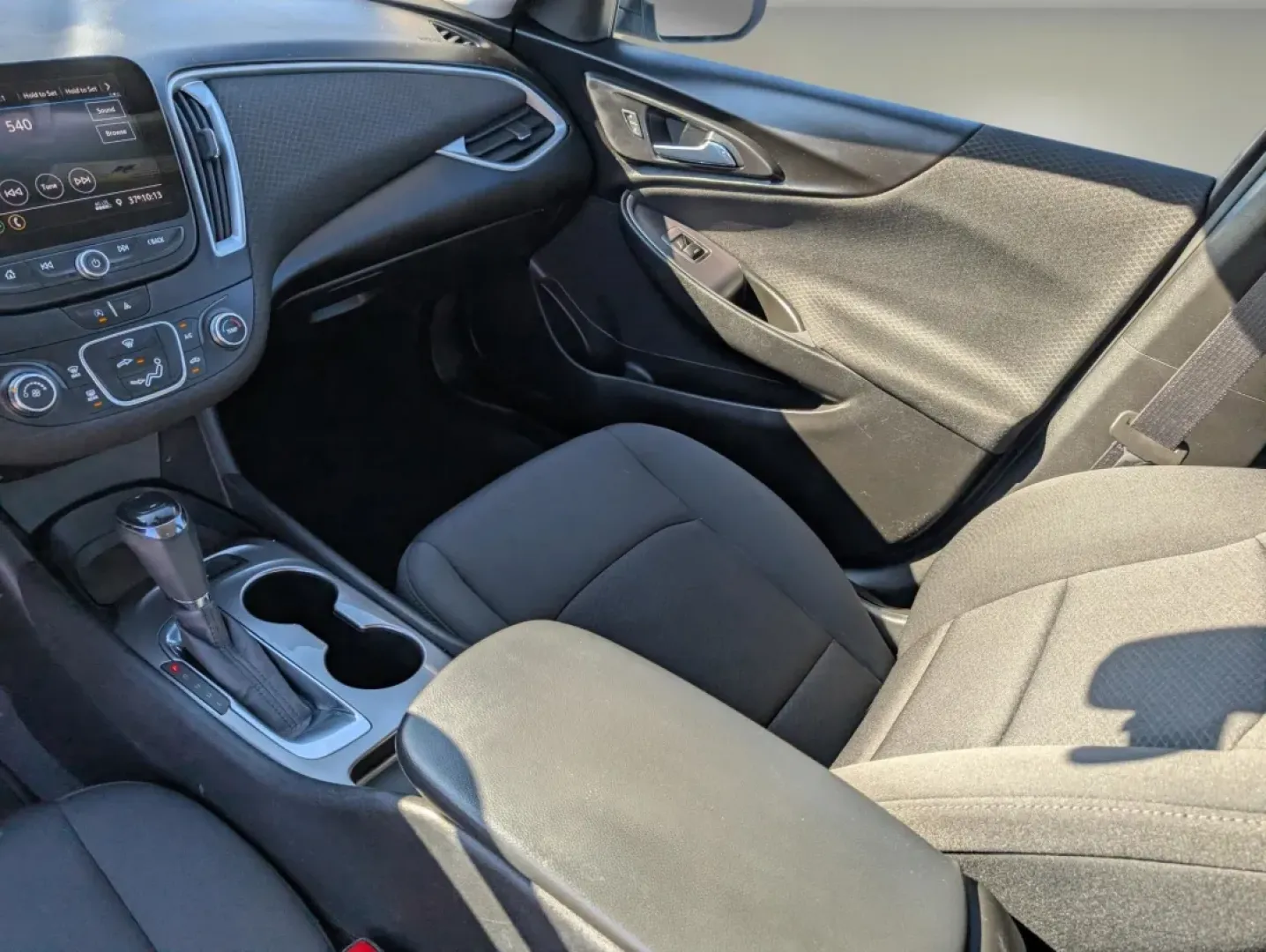 2020 /Jet Black Chevrolet Malibu LS (1G1ZC5ST3LF) with an Other engine, located at 3959 U.S. 80 W, Phenix City, AL, 36870, (334) 297-4885, 32.469296, -85.135185 - Discover the perfect blend of style and functionality with this 2020 Chevrolet Malibu LS, a sedan that effortlessly meets the needs of your busy lifestyle. Whether you're commuting to work, shuttling kids to school, or planning a weekend getaway, this vehicle is designed to keep you comfortable and - Photo#13