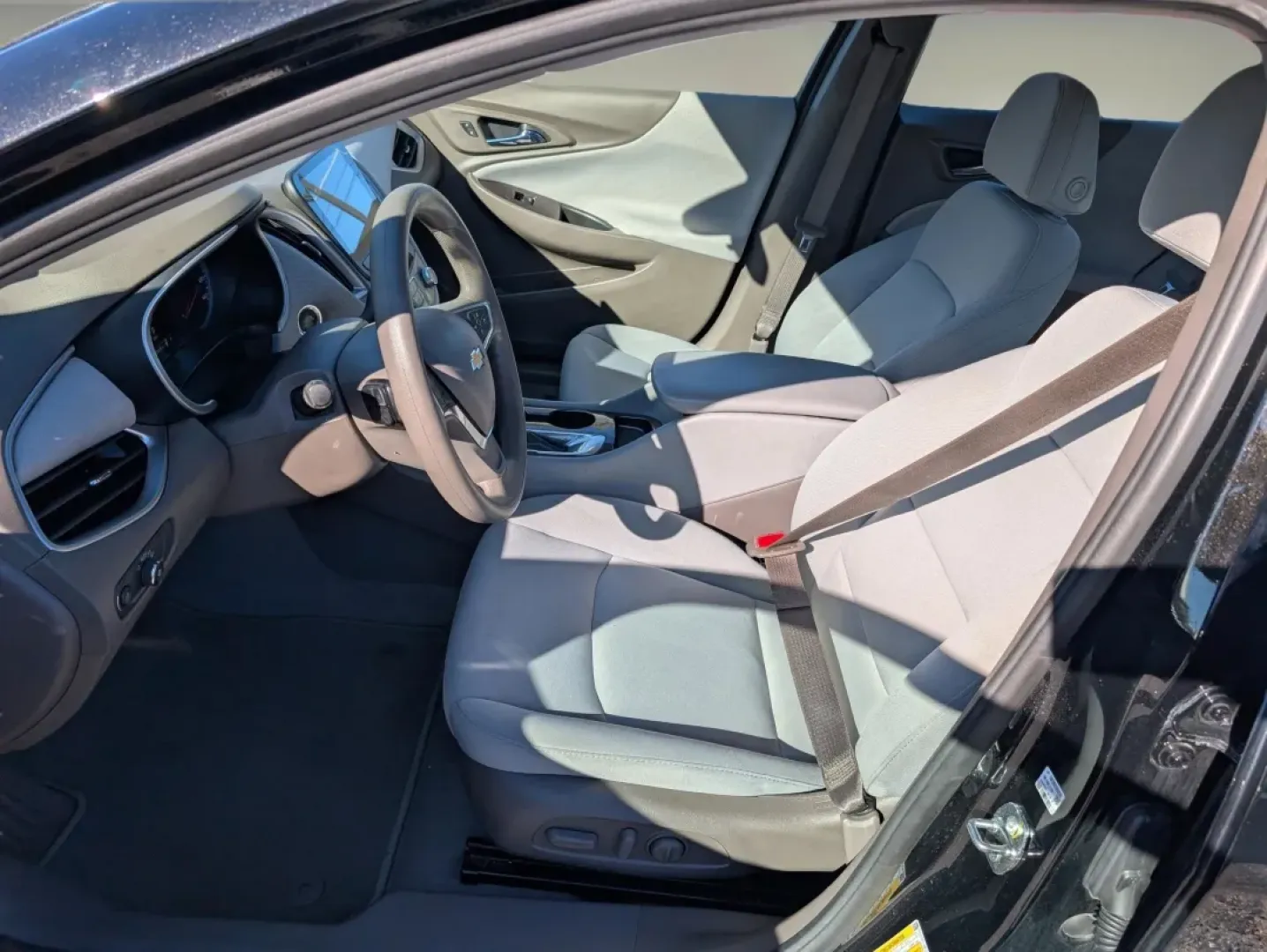 2022 /Dark Atmosphere/ Medium Ash Gray Chevrolet Malibu LS (1G1ZC5ST1NF) with an Other engine, located at 3959 U.S. 80 W, Phenix City, AL, 36870, (334) 297-4885, 32.469296, -85.135185 - **Discover Your Next Adventure with the 2022 Chevrolet Malibu LS at Gils Auto!**<br /> <br /> Are you ready to upgrade your daily commute or family road trips? The 2022 Chevrolet Malibu LS is the perfect blend of style, comfort, and technology that caters to your busy lifestyle. Whether you're navig - Photo#11