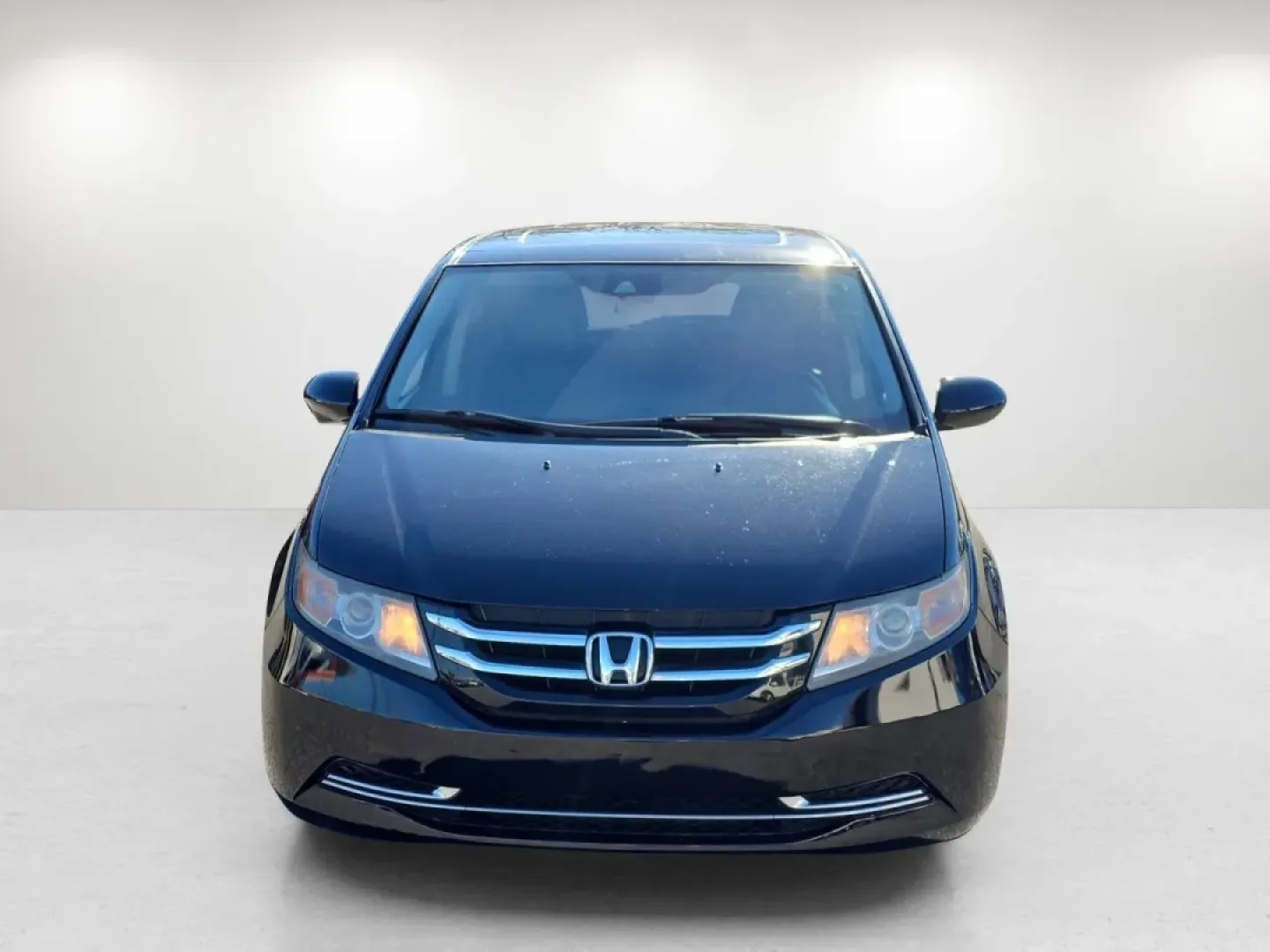 2014 Honda Odyssey EX-L (5FNRL5H68EB) with an Other engine, located at 3959 U.S. 80 W, Phenix City, AL, 36870, (334) 297-4885, 32.469296, -85.135185 - **Unleash Family Adventures with the 2014 Honda Odyssey EX-L at Gils Auto!**<br /> <br /> Are you searching for the perfect vehicle to elevate your family road trips and daily commutes? Look no further than the 2014 Honda Odyssey EX-L, an exceptional minivan designed to keep your family comfortable, - Photo#1