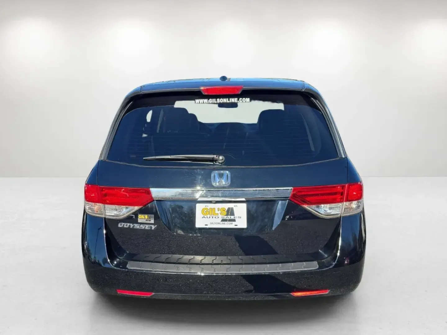 2014 Honda Odyssey EX-L (5FNRL5H68EB) with an Other engine, located at 1430 Gateway Drive, Opelika, AL, 36801, (334) 239-0944, 32.637871, -85.409790 - **Unleash Family Adventures with the 2014 Honda Odyssey EX-L at Gils Auto!**<br /> <br /> Are you searching for the perfect vehicle to elevate your family road trips and daily commutes? Look no further than the 2014 Honda Odyssey EX-L, an exceptional minivan designed to keep your family comfortable, - Photo#5