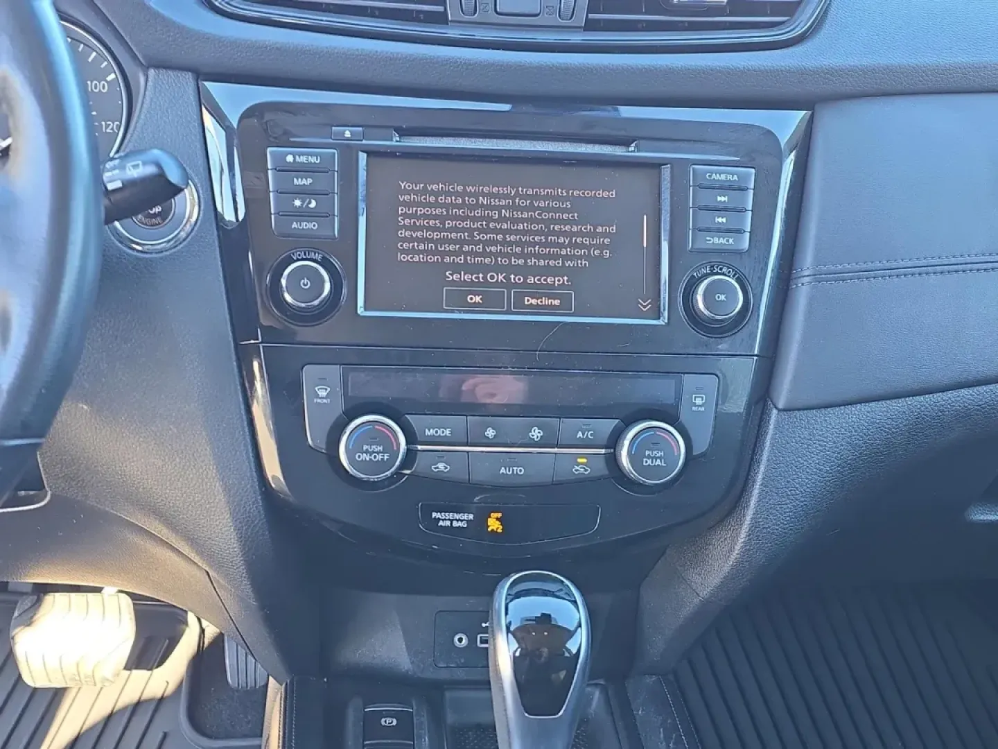 2019 /Charcoal Nissan Rogue SL (5N1AT2MT7KC) with an Other engine, located at 3959 U.S. 80 W, Phenix City, AL, 36870, (334) 297-4885, 32.469296, -85.135185 - ### Discover Your Next Adventure with the 2019 Nissan Rogue at Gils Auto Phenix City!<br /> <br /> Are you ready for the ultimate blend of comfort, style, and versatility? The 2019 Nissan Rogue SL is the perfect SUV for those who lead an active lifestyle. Whether you're commuting to work, taking th - Photo#15