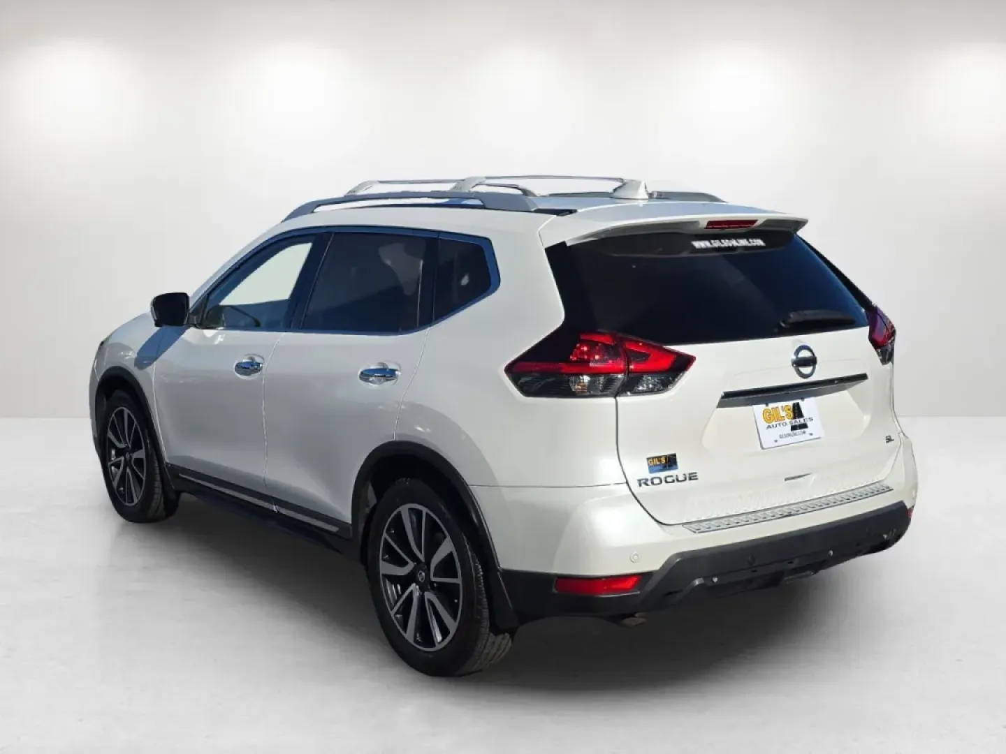 2019 /Charcoal Nissan Rogue SL (5N1AT2MT7KC) with an Other engine, located at 7000 Northlake Connector, Columbus, GA, 31904, (706) 987-8085, 32.524975, -84.978134 - ### Discover Your Next Adventure with the 2019 Nissan Rogue at Gils Auto Phenix City!<br /> <br /> Are you ready for the ultimate blend of comfort, style, and versatility? The 2019 Nissan Rogue SL is the perfect SUV for those who lead an active lifestyle. Whether you're commuting to work, taking th - Photo#6