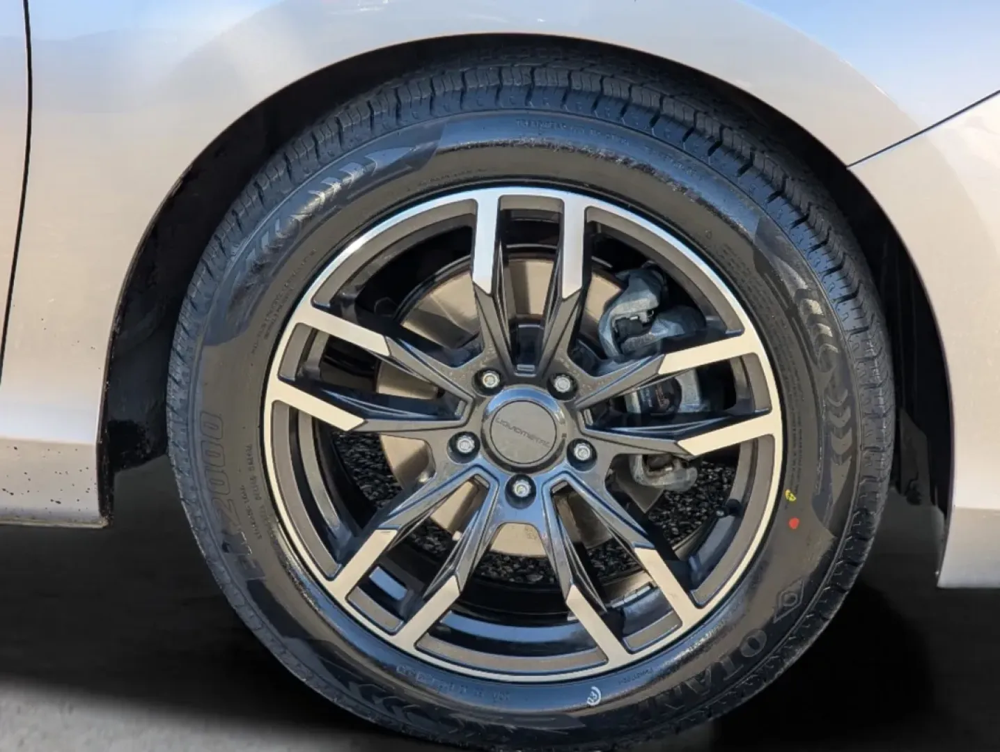 2013 Honda Accord Sdn EX-L (1HGCR2F80DA) with an Other engine, located at 3959 U.S. 80 W, Phenix City, AL, 36870, (334) 297-4885, 32.469296, -85.135185 - **Discover Your Perfect Ride for Adventure: 2013 Honda Accord EX-L at Gils Auto - Phenix City**<br /> <br /> Are you ready to elevate your driving experience? Whether you're commuting to work, running errands, or planning a weekend getaway, the 2013 Honda Accord EX-L is your ideal companion. With it - Photo#7