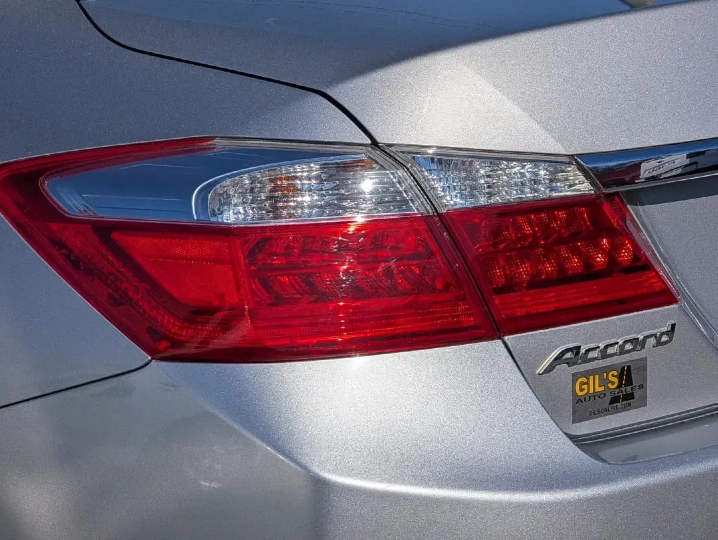 2013 Honda Accord Sdn EX-L (1HGCR2F80DA) with an Other engine, located at 1430 Gateway Drive, Opelika, AL, 36801, (334) 239-0944, 32.637871, -85.409790 - **Discover Your Perfect Ride for Adventure: 2013 Honda Accord EX-L at Gils Auto - Phenix City**<br /> <br /> Are you ready to elevate your driving experience? Whether you're commuting to work, running errands, or planning a weekend getaway, the 2013 Honda Accord EX-L is your ideal companion. With it - Photo#7