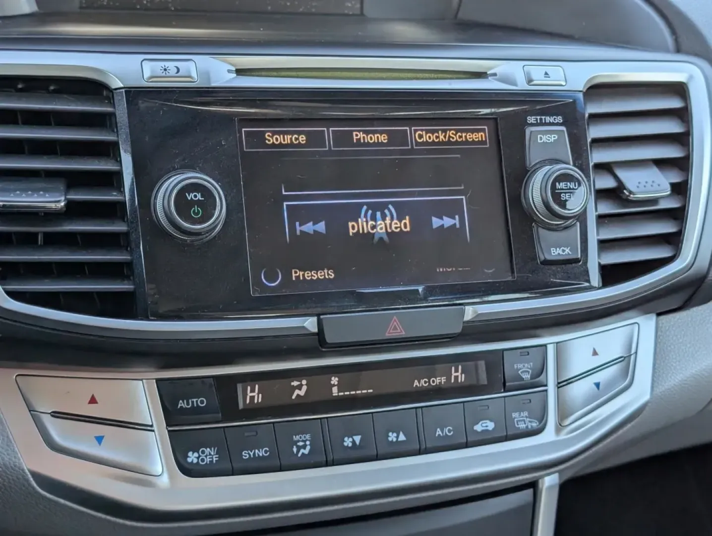 2013 Honda Accord Sdn EX-L (1HGCR2F80DA) with an Other engine, located at 1430 Gateway Drive, Opelika, AL, 36801, (334) 239-0944, 32.637871, -85.409790 - **Discover Your Perfect Ride for Adventure: 2013 Honda Accord EX-L at Gils Auto - Phenix City**<br /> <br /> Are you ready to elevate your driving experience? Whether you're commuting to work, running errands, or planning a weekend getaway, the 2013 Honda Accord EX-L is your ideal companion. With it - Photo#16