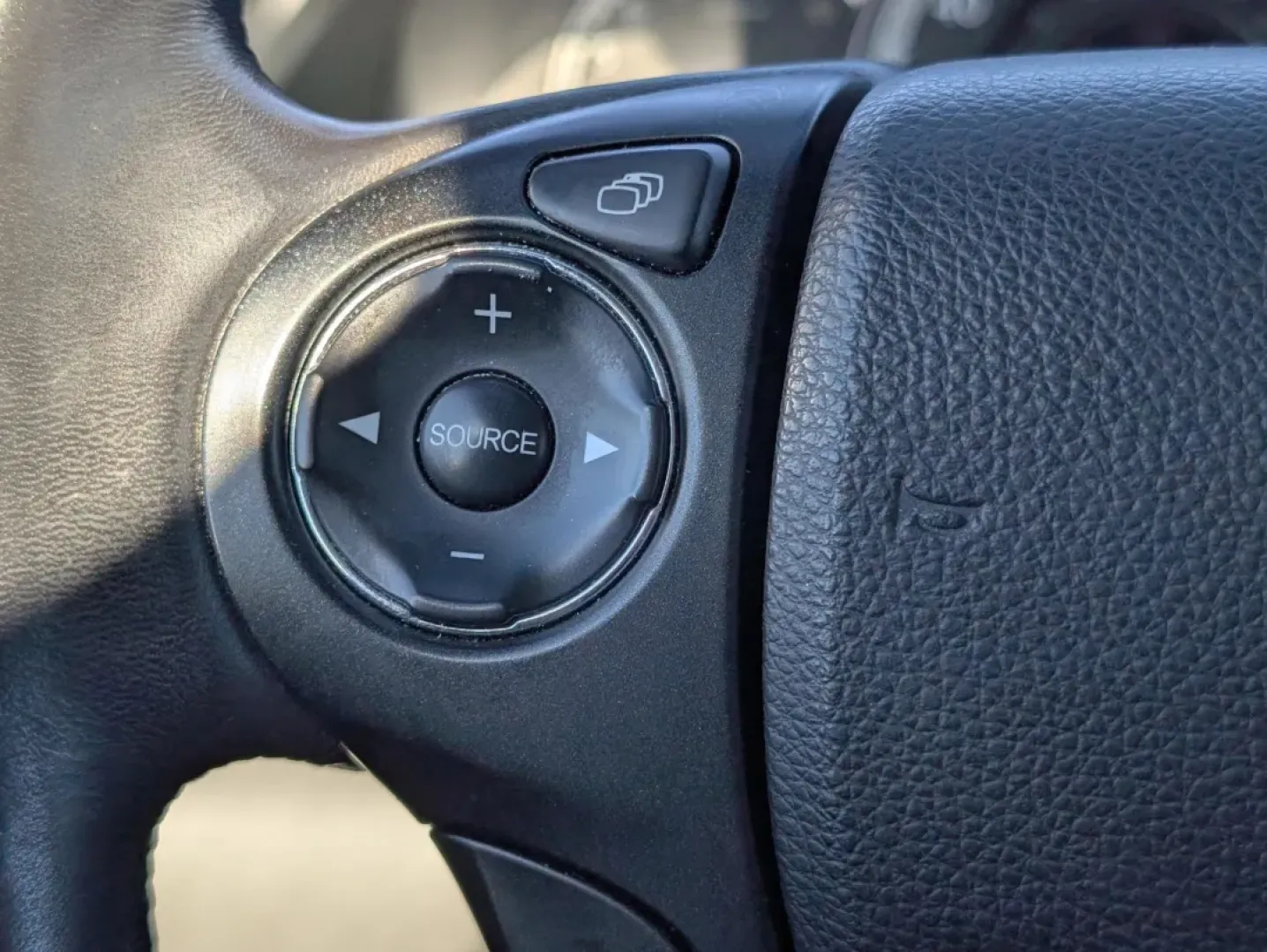 2013 Honda Accord Sdn EX-L (1HGCR2F80DA) with an Other engine, located at 1430 Gateway Drive, Opelika, AL, 36801, (334) 239-0944, 32.637871, -85.409790 - **Discover Your Perfect Ride for Adventure: 2013 Honda Accord EX-L at Gils Auto - Phenix City**<br /> <br /> Are you ready to elevate your driving experience? Whether you're commuting to work, running errands, or planning a weekend getaway, the 2013 Honda Accord EX-L is your ideal companion. With it - Photo#18