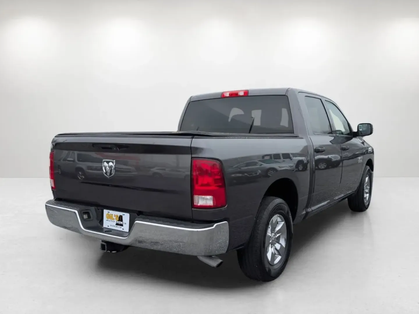 2016 /Diesel Gray/Black Ram 1500 Tradesman (1C6RR6KGXGS) with an Other engine, located at 1430 Gateway Drive, Opelika, AL, 36801, (334) 239-0944, 32.637871, -85.409790 - Are you ready to elevate your lifestyle with the ultimate truck companion? Look no further than this 2016 Ram 1500 Tradesman Crew Cab Pickup, perfect for growing families, weekend adventurers, or anyone who needs a reliable vehicle for their daily commute. At Gils Auto - Phenix City - Prime, we unde - Photo#4