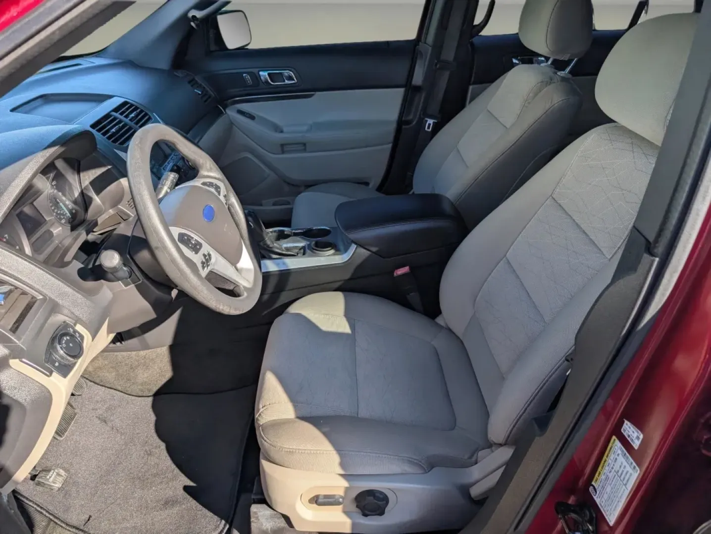 2015 /Medium Light Stone Ford Explorer Base (1FM5K7B88FG) with an Other engine, located at 1430 Gateway Drive, Opelika, AL, 36801, (334) 239-0944, 32.637871, -85.409790 - **Discover Adventure and Comfort in the 2015 Ford Explorer at Gils Auto!**<br /> <br /> Are you ready to elevate your family road trips or weekend adventures? Look no further than this 2015 Ford Explorer, an SUV designed for those who crave spaciousness, versatility, and modern technology. Perfect f - Photo#12