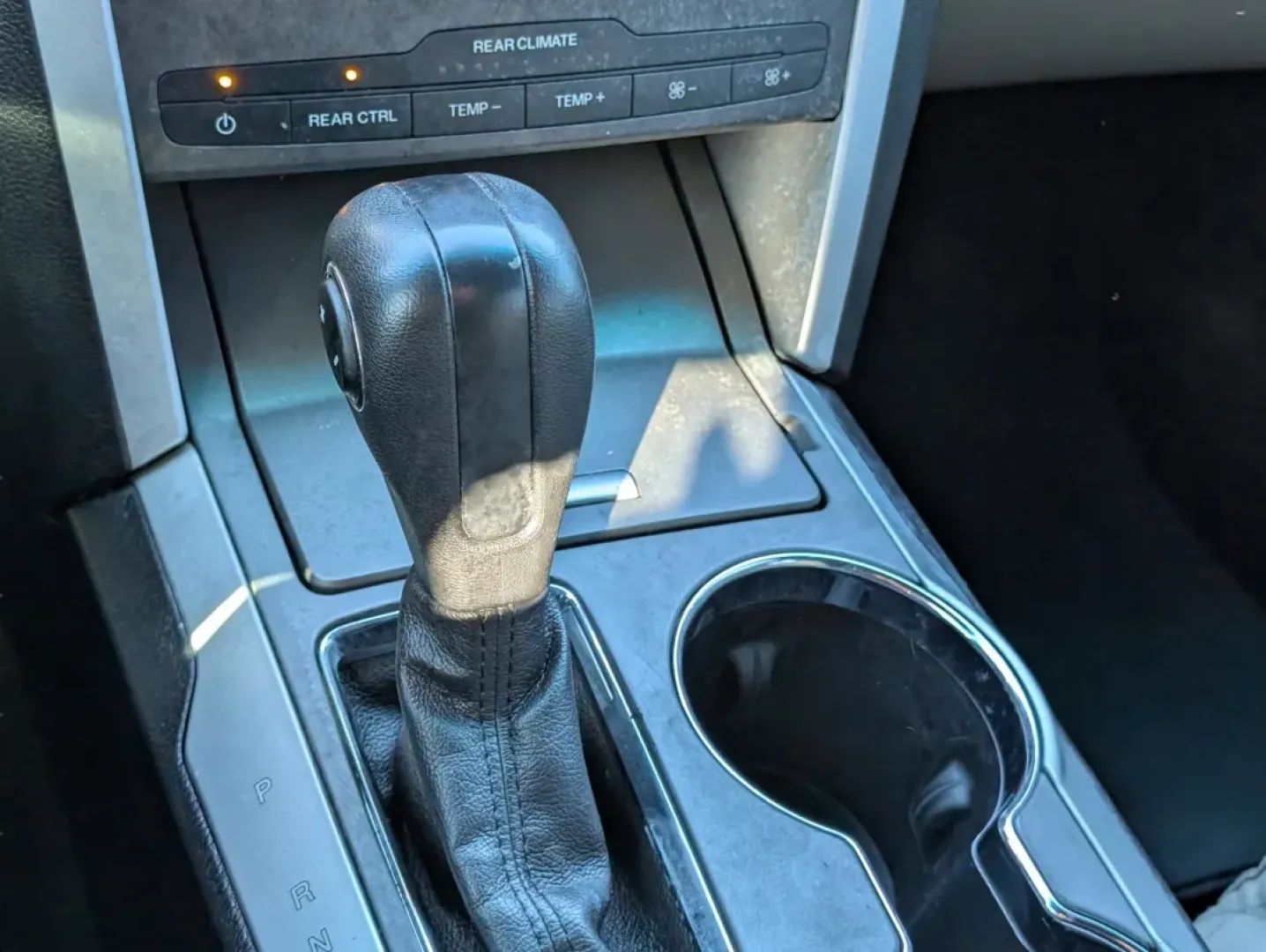 2015 /Medium Light Stone Ford Explorer Base (1FM5K7B88FG) with an Other engine, located at 1430 Gateway Drive, Opelika, AL, 36801, (334) 239-0944, 32.637871, -85.409790 - **Discover Adventure and Comfort in the 2015 Ford Explorer at Gils Auto!**<br /> <br /> Are you ready to elevate your family road trips or weekend adventures? Look no further than this 2015 Ford Explorer, an SUV designed for those who crave spaciousness, versatility, and modern technology. Perfect f - Photo#17