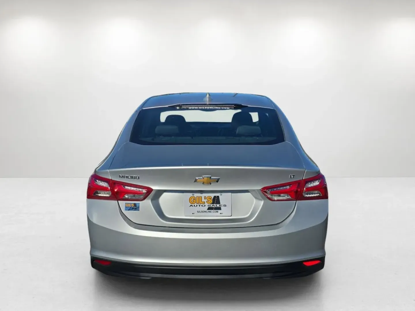 2020 /Jet Black Chevrolet Malibu LT (1G1ZD5ST2LF) with an Other engine, located at 7000 Northlake Connector, Columbus, GA, 31904, (706) 987-8085, 32.524975, -84.978134 - **Experience Your Ideal Daily Drive with the 2020 Chevrolet Malibu LT at Gils Auto in Phenix City!**<br /> <br /> Are you searching for a reliable sedan that perfectly balances style, comfort, and practicality? Look no further than the 2020 Chevrolet Malibu LT, available now at Gils Auto, your trust - Photo#5