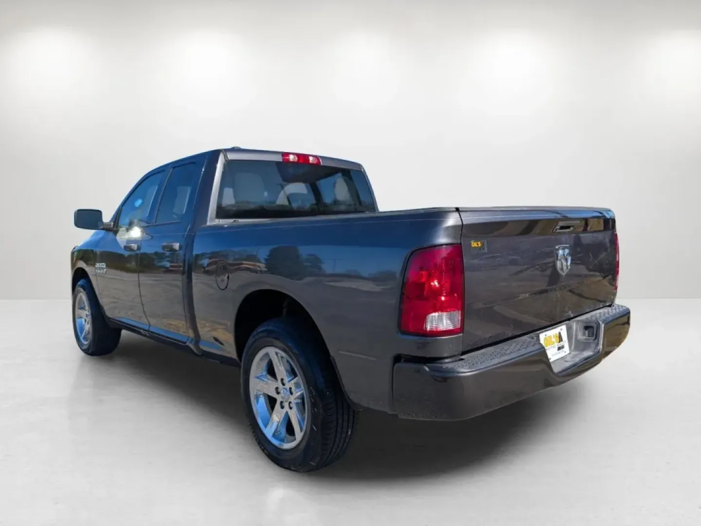 2017 /Diesel Gray/Black Ram 1500 Express (1C6RR6FG4HS) with an Other engine, located at 3959 U.S. 80 W, Phenix City, AL, 36870, (334) 297-4885, 32.469296, -85.135185 - **Unleash Your Adventures with the 2017 Ram 1500 Express at Gils Auto!**<br /> <br /> Are you ready to elevate your lifestyle with a truck that seamlessly blends power, comfort, and technology? The 2017 Ram 1500 Express, available at Gils Auto in Phenix City, AL, is the perfect companion for growing - Photo#7