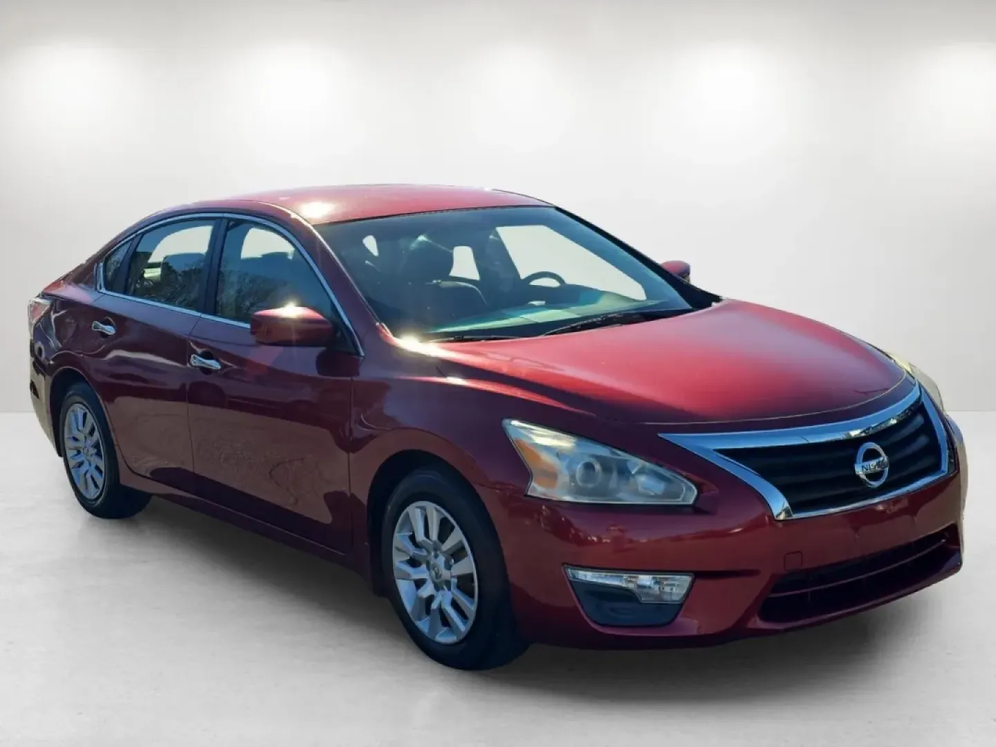 2013 /Black Nissan Altima 2.5 S (1N4AL3AP6DC) with an Other engine, located at 7000 Northlake Connector, Columbus, GA, 31904, (706) 987-8085, 32.524975, -84.978134 - **Drive Into Adventure with the 2013 Nissan Altima 2.5 S Perfect for Modern Life!**<br /> <br /> Are you on the hunt for a dependable vehicle that fits seamlessly into your busy lifestyle? Look no further than the 2013 Nissan Altima 2.5 S, available now at Gils Auto in Phenix City, AL. This stylish - Photo#2