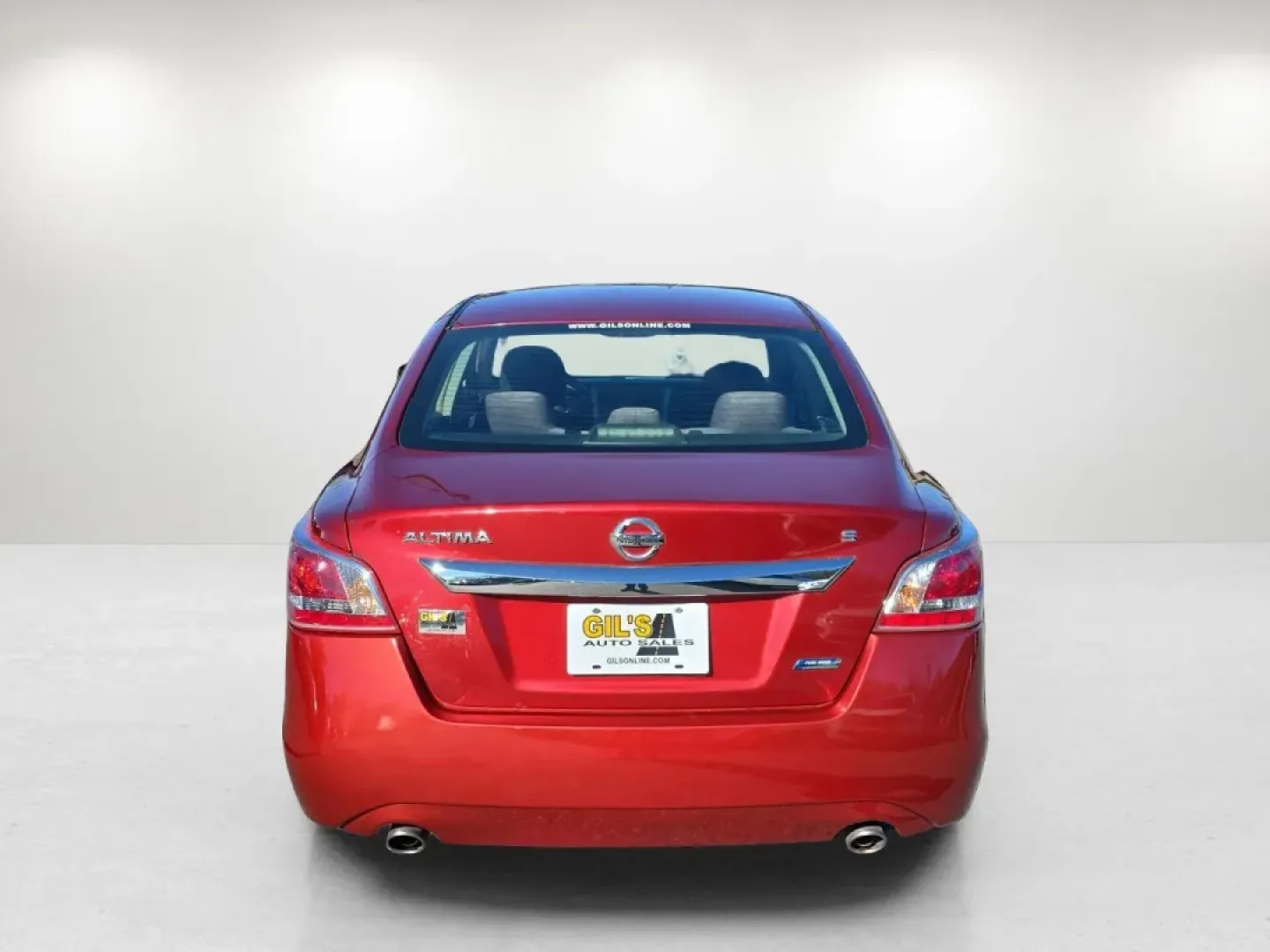 2013 /Black Nissan Altima 2.5 S (1N4AL3AP6DC) with an Other engine, located at 5115 14th Ave., Columbus, GA, 31904, (706) 323-0345, 32.511494, -84.971046 - **Drive Into Adventure with the 2013 Nissan Altima 2.5 S Perfect for Modern Life!**<br /> <br /> Are you on the hunt for a dependable vehicle that fits seamlessly into your busy lifestyle? Look no further than the 2013 Nissan Altima 2.5 S, available now at Gils Auto in Phenix City, AL. This stylish - Photo#5