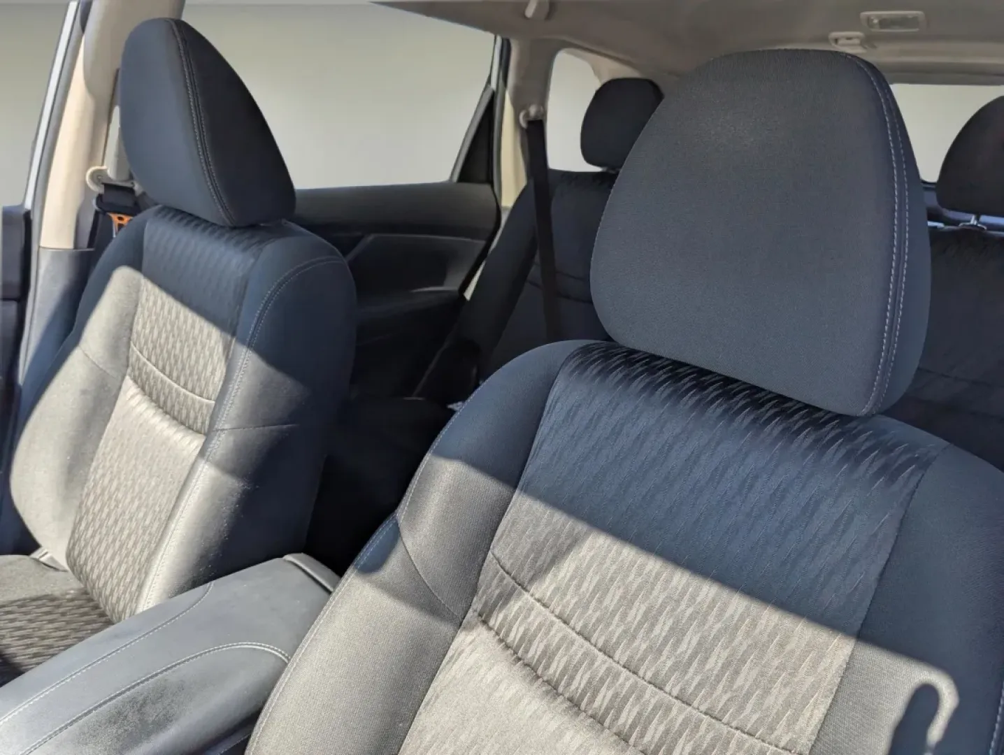 2017 /Charcoal Nissan Rogue SV (KNMAT2MT8HP) with an Other engine, located at 3959 U.S. 80 W, Phenix City, AL, 36870, (334) 297-4885, 32.469296, -85.135185 - Discover the perfect blend of style, comfort, and versatility with the 2017 Nissan Rogue SV, now available at Gils Auto in Phenix City, AL. This SUV is not just a vehicle; it's a lifestyle choice that caters to growing families, adventurous weekend warriors, and budget-conscious buyers alike. Imagin - Photo#13