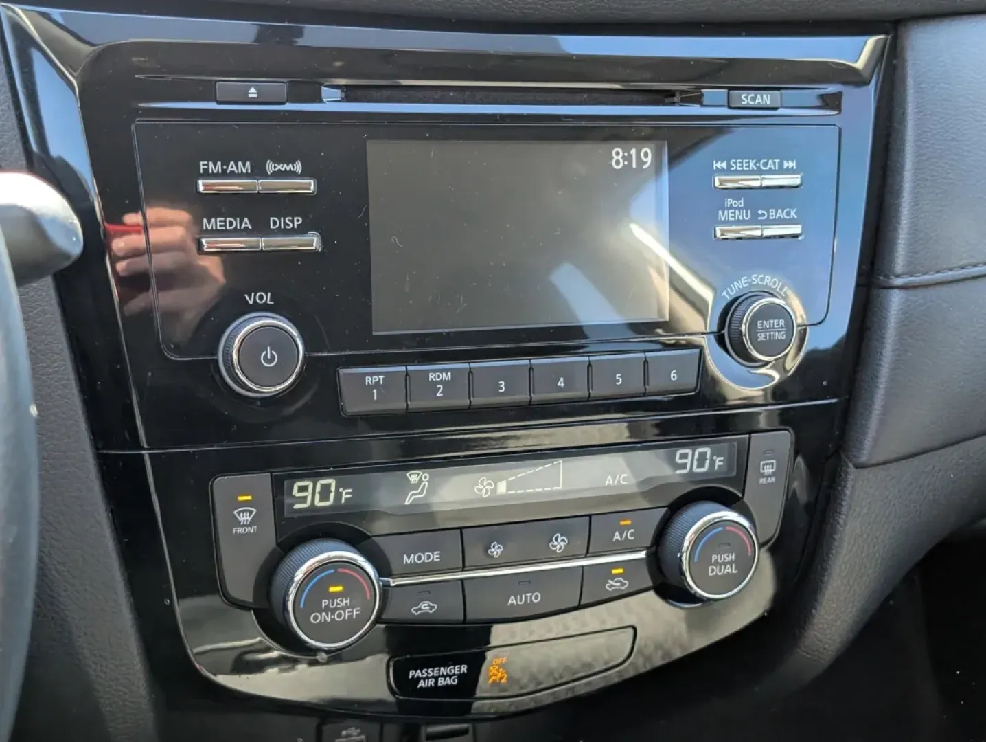 2017 /Charcoal Nissan Rogue SV (KNMAT2MT8HP) with an Other engine, located at 3959 U.S. 80 W, Phenix City, AL, 36870, (334) 297-4885, 32.469296, -85.135185 - Discover the perfect blend of style, comfort, and versatility with the 2017 Nissan Rogue SV, now available at Gils Auto in Phenix City, AL. This SUV is not just a vehicle; it's a lifestyle choice that caters to growing families, adventurous weekend warriors, and budget-conscious buyers alike. Imagin - Photo#18