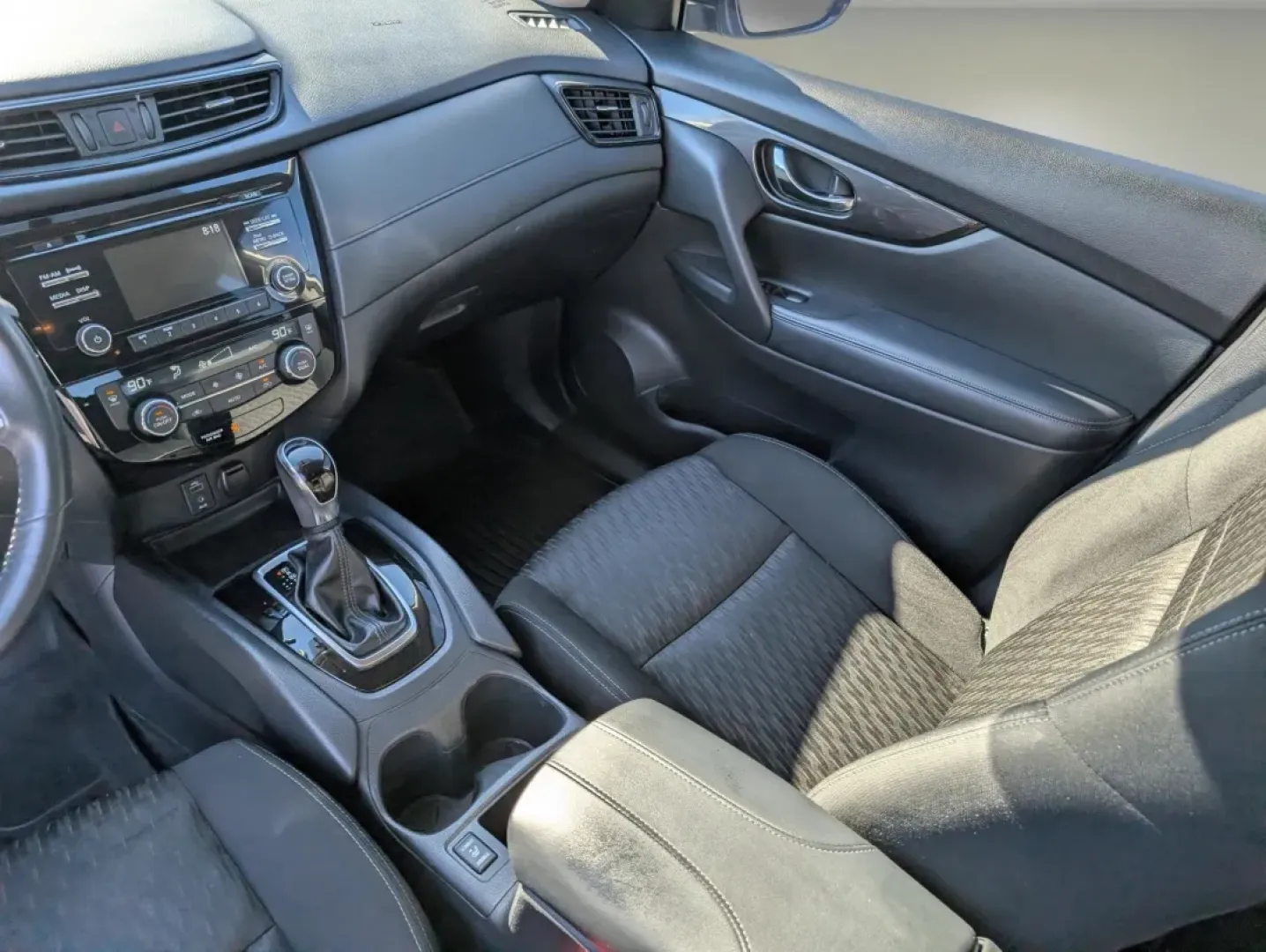 2017 /Charcoal Nissan Rogue SV (KNMAT2MT8HP) with an Other engine, located at 1430 Gateway Drive, Opelika, AL, 36801, (334) 239-0944, 32.637871, -85.409790 - Discover the perfect blend of style, comfort, and versatility with the 2017 Nissan Rogue SV, now available at Gils Auto in Phenix City, AL. This SUV is not just a vehicle; it's a lifestyle choice that caters to growing families, adventurous weekend warriors, and budget-conscious buyers alike. Imagin - Photo#15