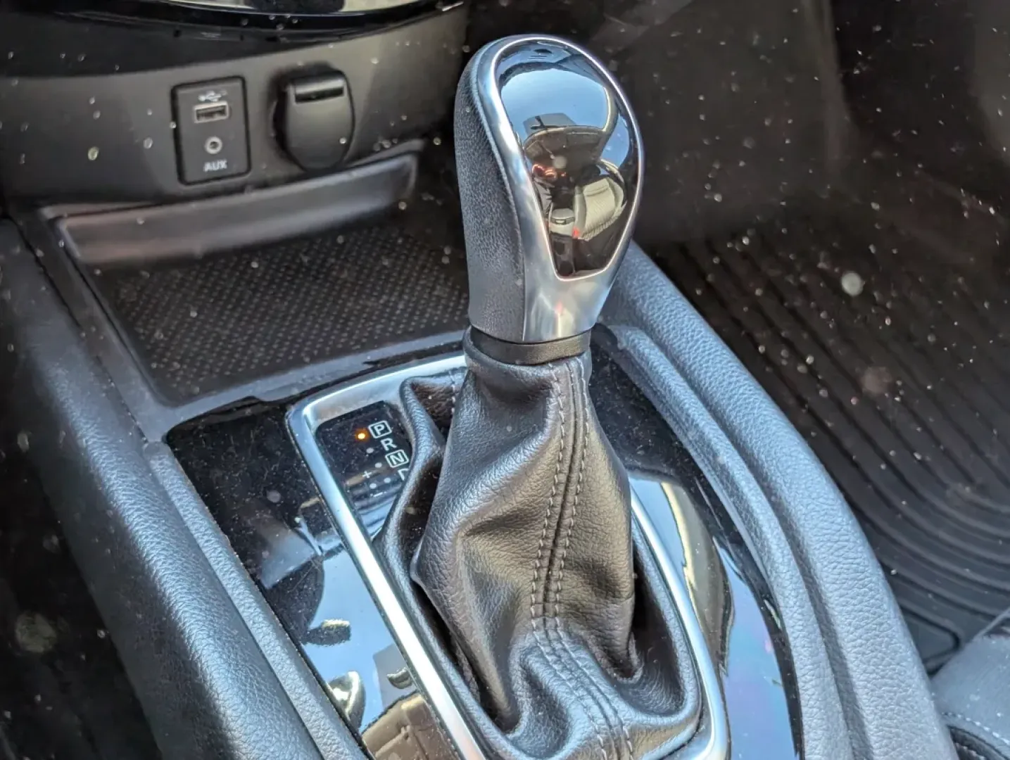 2017 /Charcoal Nissan Rogue SV (KNMAT2MT8HP) with an Other engine, located at 1430 Gateway Drive, Opelika, AL, 36801, (334) 239-0944, 32.637871, -85.409790 - Discover the perfect blend of style, comfort, and versatility with the 2017 Nissan Rogue SV, now available at Gils Auto in Phenix City, AL. This SUV is not just a vehicle; it's a lifestyle choice that caters to growing families, adventurous weekend warriors, and budget-conscious buyers alike. Imagin - Photo#16