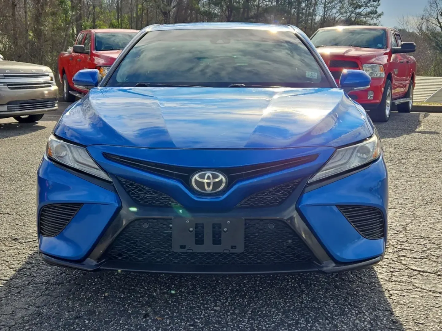 2018 Toyota Camry XSE (4T1B61HK4JU) with an Other engine, located at 3959 U.S. 80 W, Phenix City, AL, 36870, (334) 297-4885, 32.469296, -85.135185 - Discover the perfect blend of style, comfort, and reliability with the 2018 Toyota Camry XSE, available now at Gils Auto in Phenix City, AL. This sedan is not just a vehicle; it's an experience waiting to enhance your lifestyle, whether you're commuting to work, running errands, or setting off on we - Photo#1