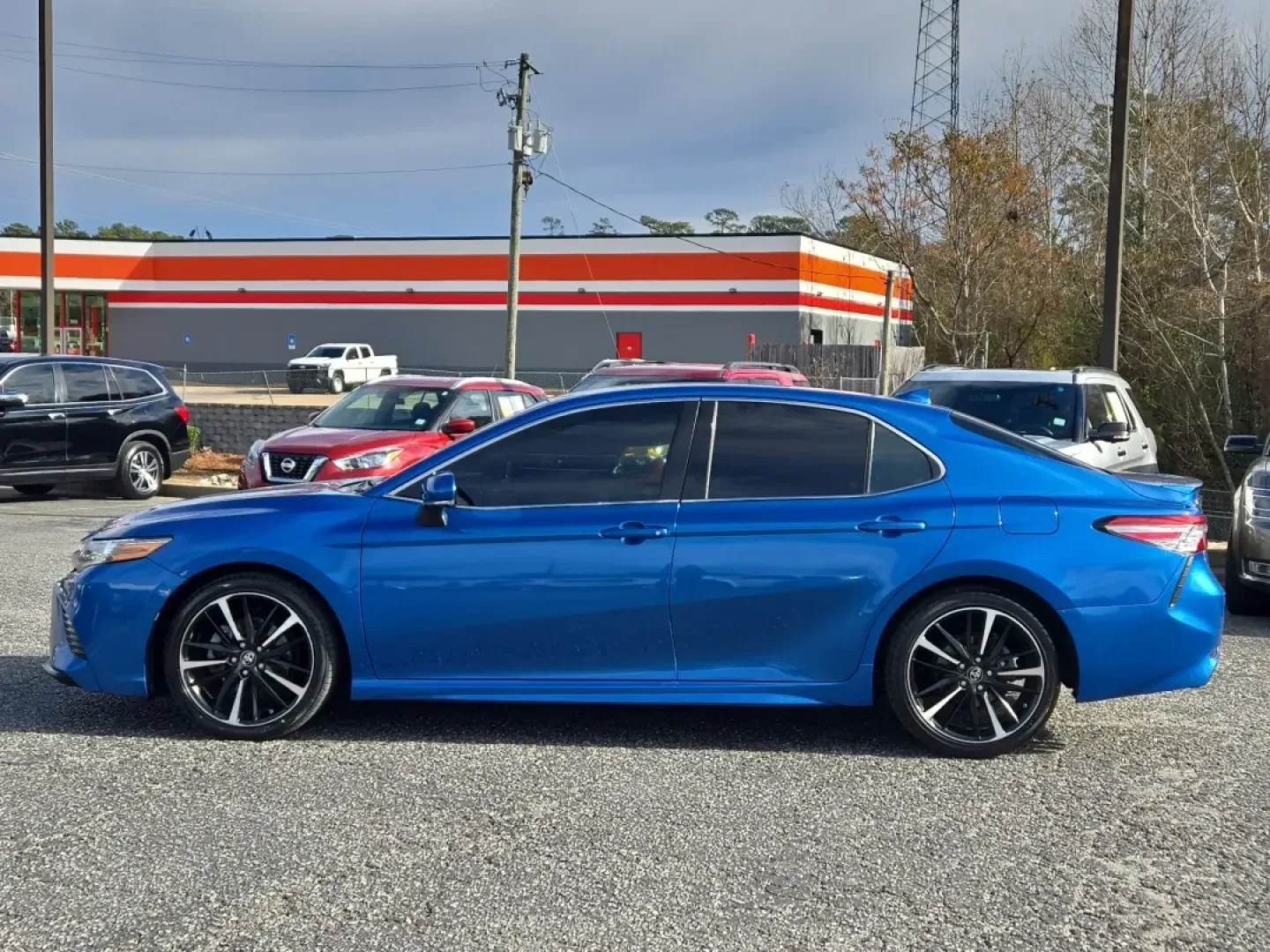 2018 Toyota Camry XSE (4T1B61HK4JU) with an Other engine, located at 3959 U.S. 80 W, Phenix City, AL, 36870, (334) 297-4885, 32.469296, -85.135185 - Discover the perfect blend of style, comfort, and reliability with the 2018 Toyota Camry XSE, available now at Gils Auto in Phenix City, AL. This sedan is not just a vehicle; it's an experience waiting to enhance your lifestyle, whether you're commuting to work, running errands, or setting off on we - Photo#8