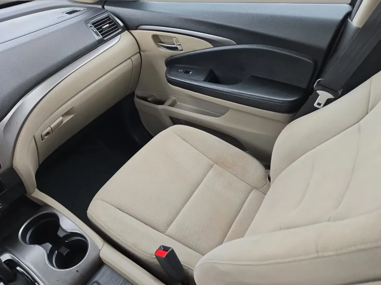 2016 Honda Pilot LX (5FNYF5H10GB) with an Other engine, located at 1430 Gateway Drive, Opelika, AL, 36801, (334) 239-0944, 32.637871, -85.409790 - **Adventure Awaits with the 2016 Honda Pilot LX: Your Perfect Family SUV!**<br /> <br /> Are you seeking a versatile and spacious vehicle that perfectly accommodates your growing family or weekend adventures? Look no further than the 2016 Honda Pilot LX, now available at Gils Auto in Phenix City, AL - Photo#15