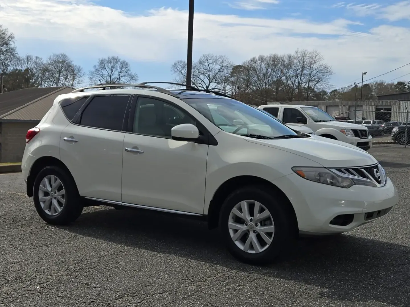 2011 /Beige Nissan Murano SL (JN8AZ1MU4BW) with an Other engine, located at 3959 U.S. 80 W, Phenix City, AL, 36870, (334) 297-4885, 32.469296, -85.135185 - **Adventure Awaits: Discover the 2011 Nissan Murano SL at Gils Auto in Phenix City, AL!**<br /> <br /> Imagine cruising through the picturesque streets of Phenix City or embarking on a weekend getaway with friends and family in a spacious and stylish SUV. The 2011 Nissan Murano SL offers the perfect - Photo#3